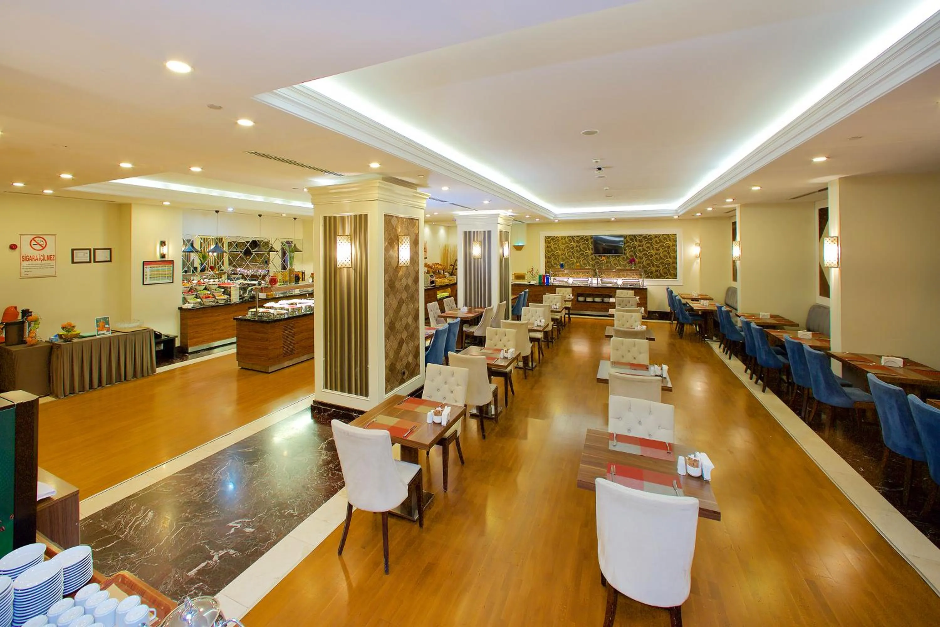 Restaurant/places to eat in Ramada by Wyndham Istanbul Merter