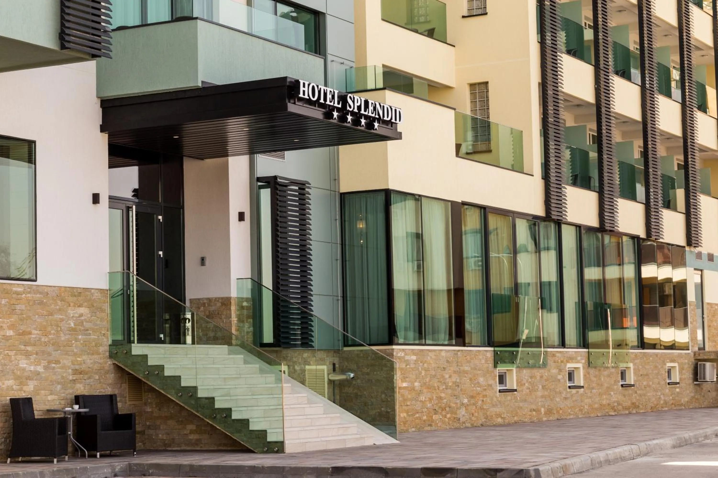 Facade/entrance in New Splendid Hotel & Spa - Adults Only (+16)