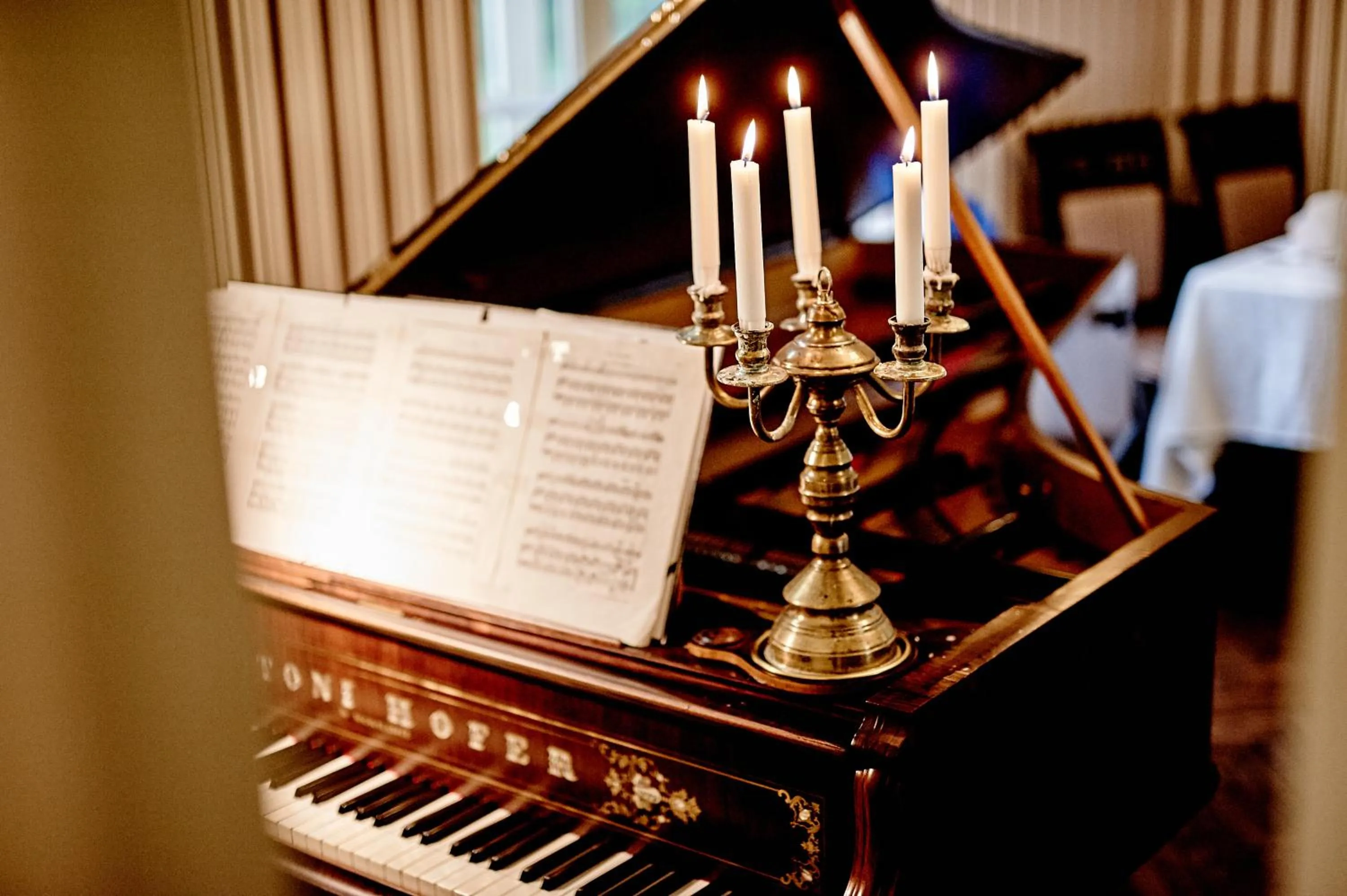 Decorative detail in Pałac Bażantarnia