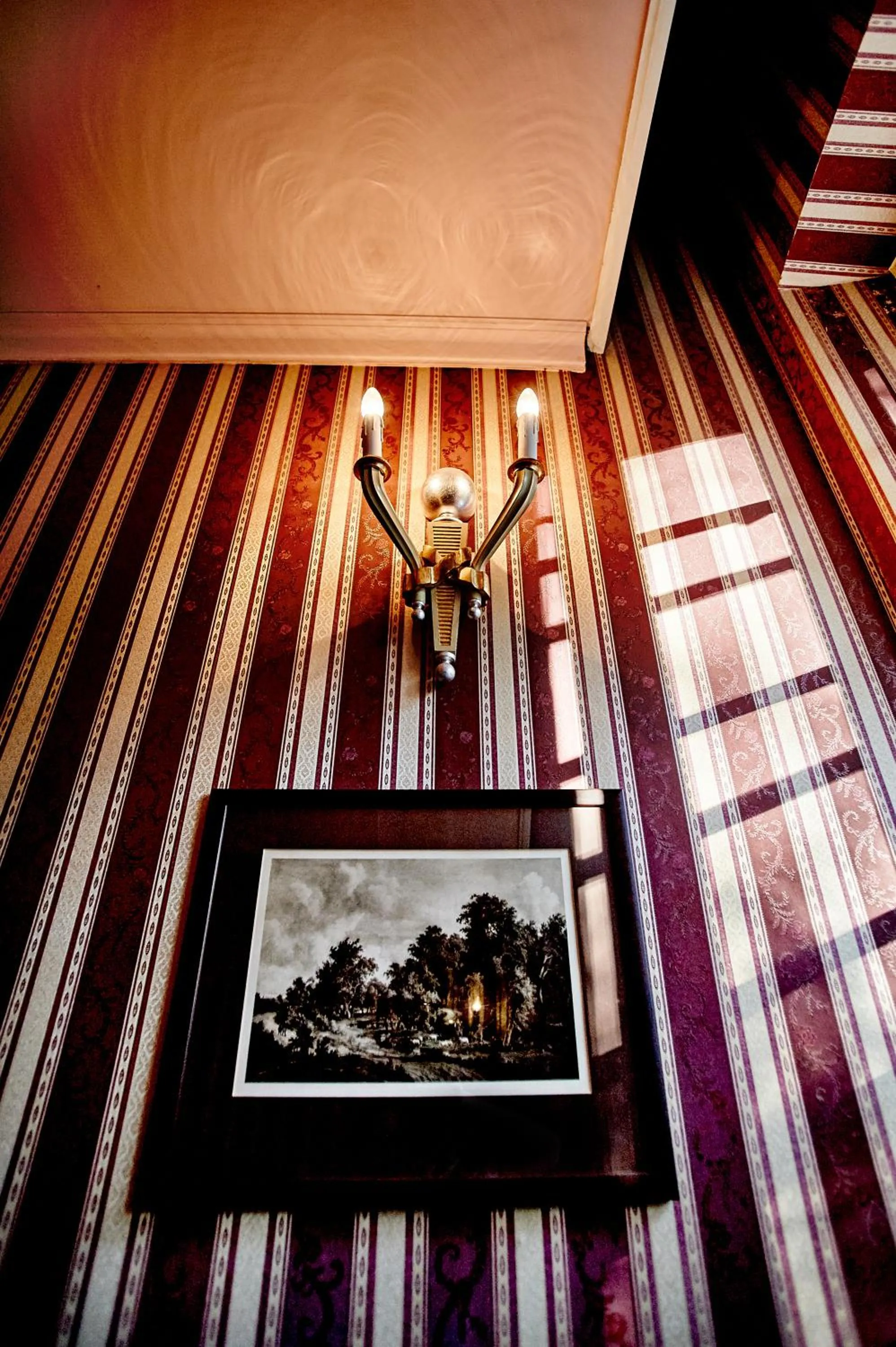 Decorative detail in Pałac Bażantarnia