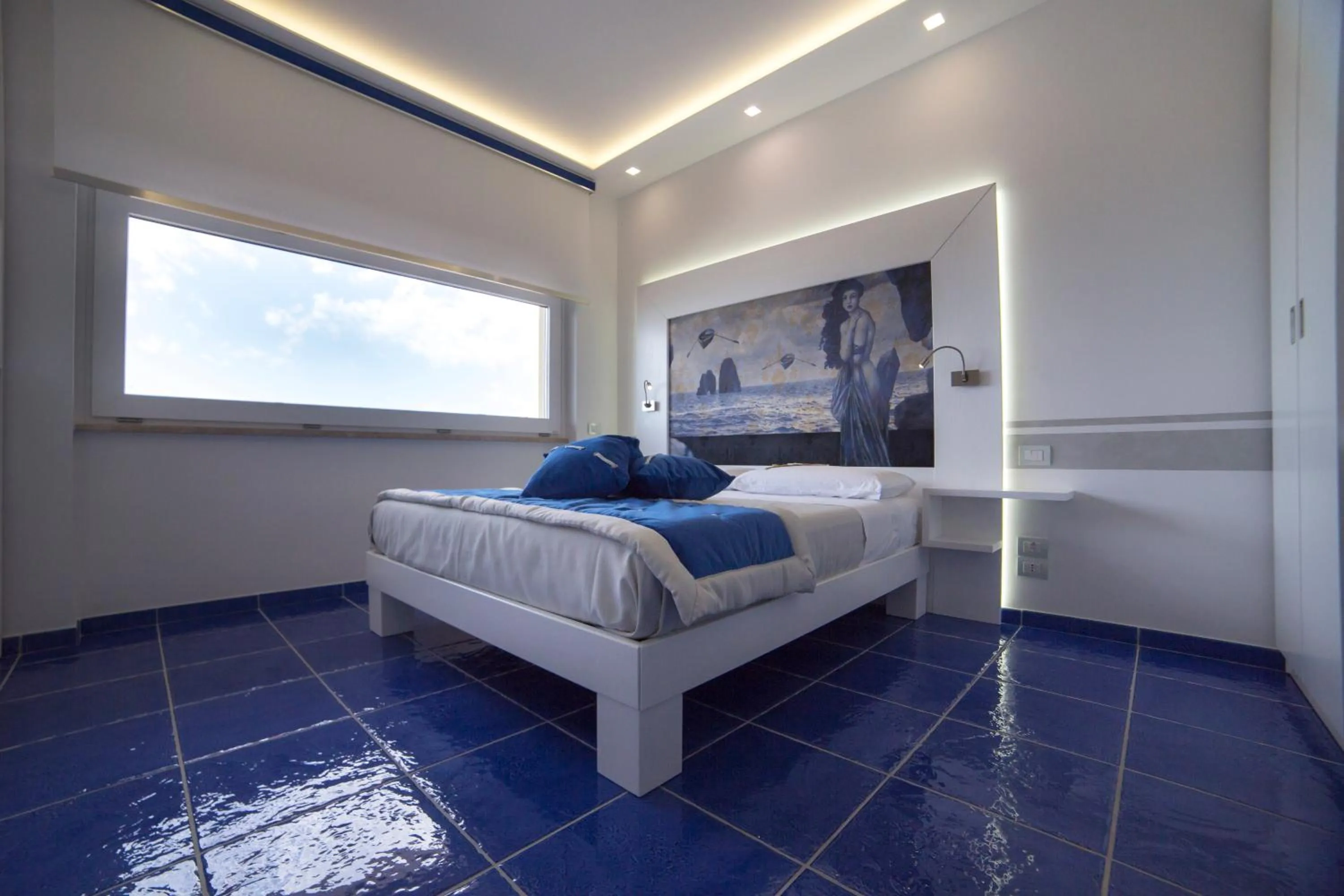 Bed in La Madegra Seasuite