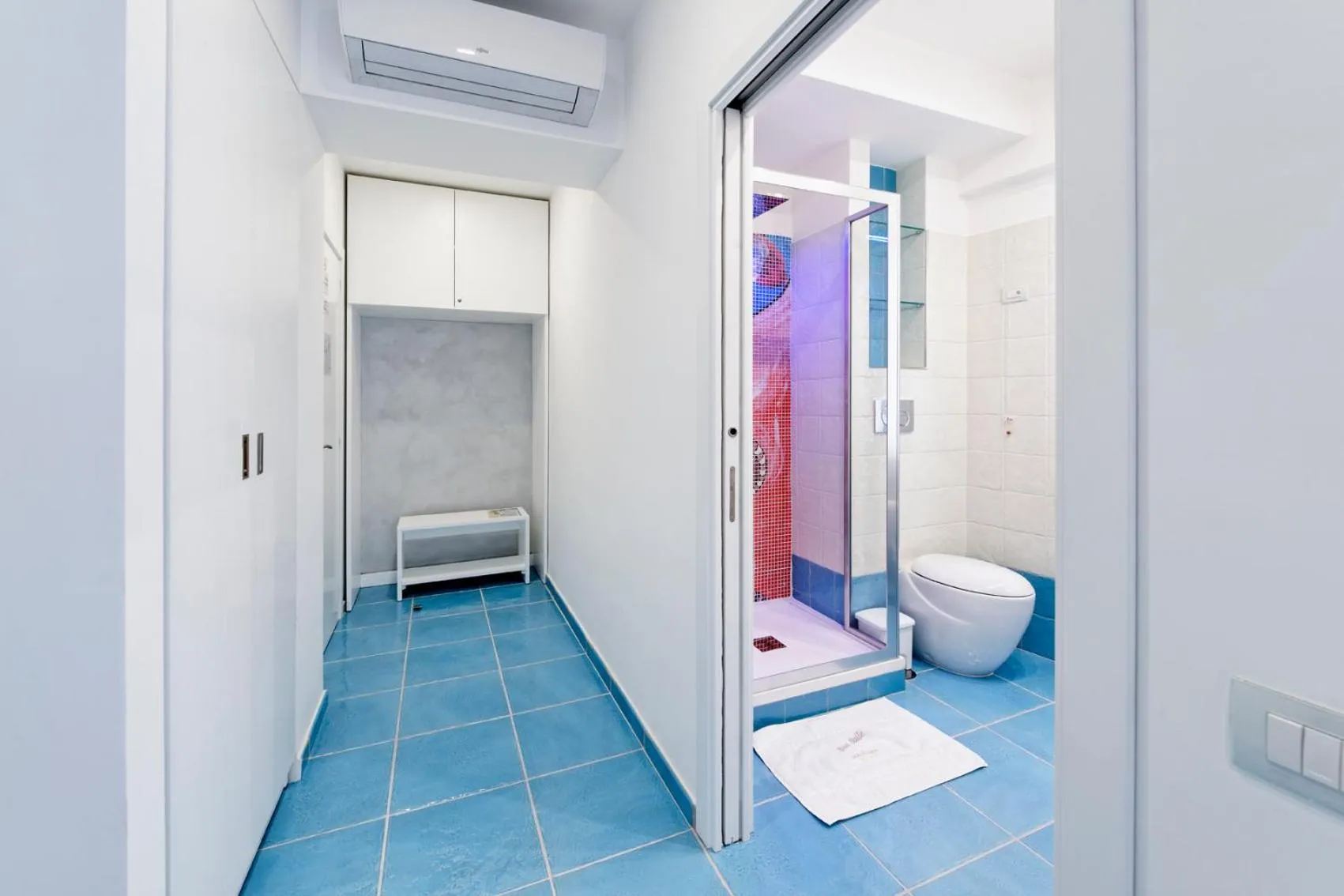 Bathroom in La Madegra Seasuite