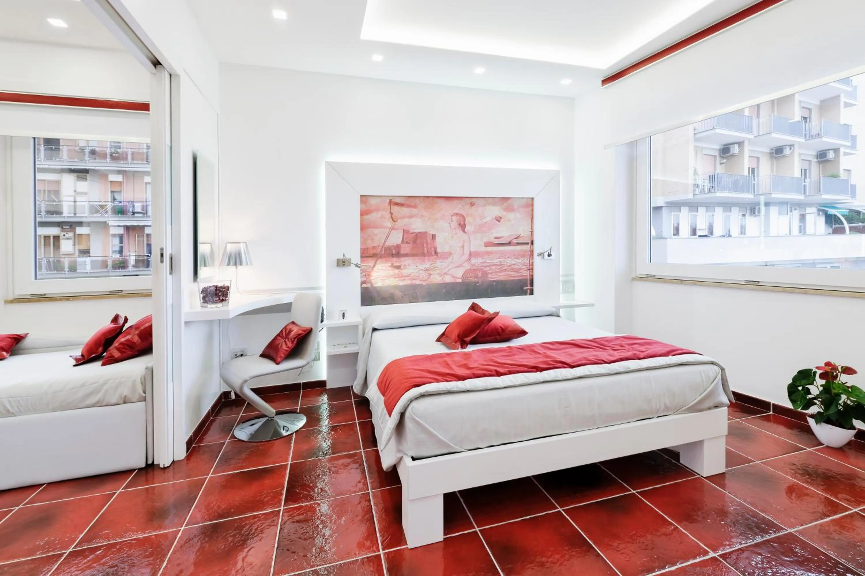 Photo of the whole room, Bed in La Madegra Seasuite