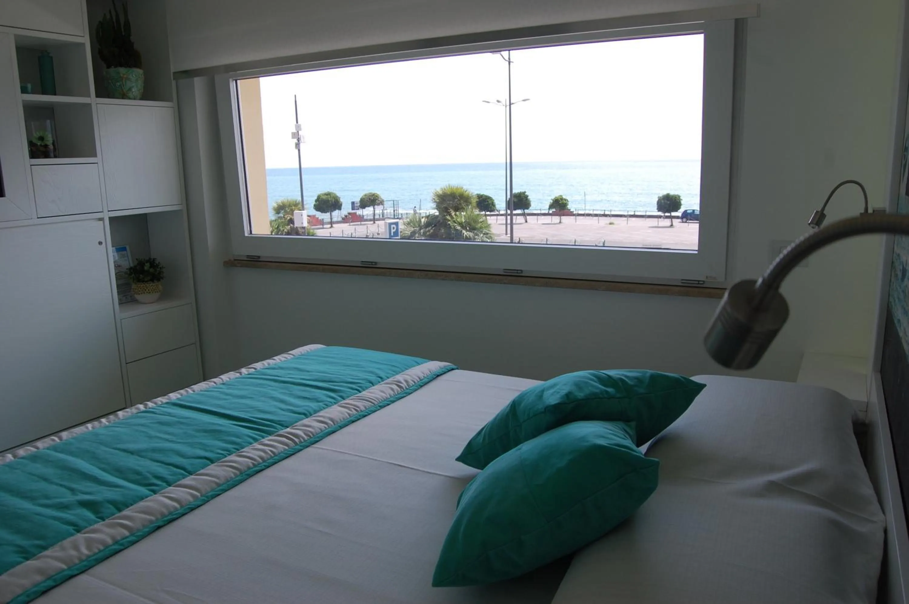 Day, Bed in La Madegra Seasuite