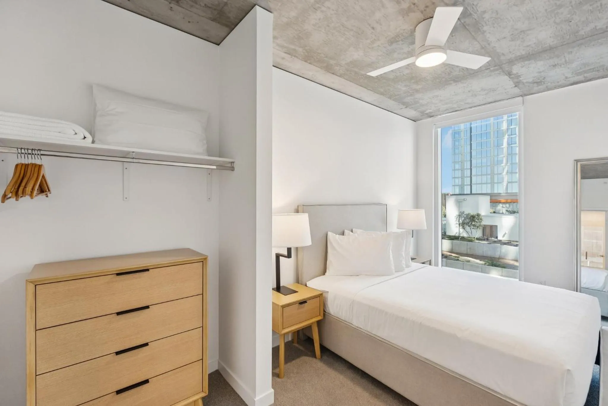 Bedroom, Bed in Placemakr Downtown Phoenix