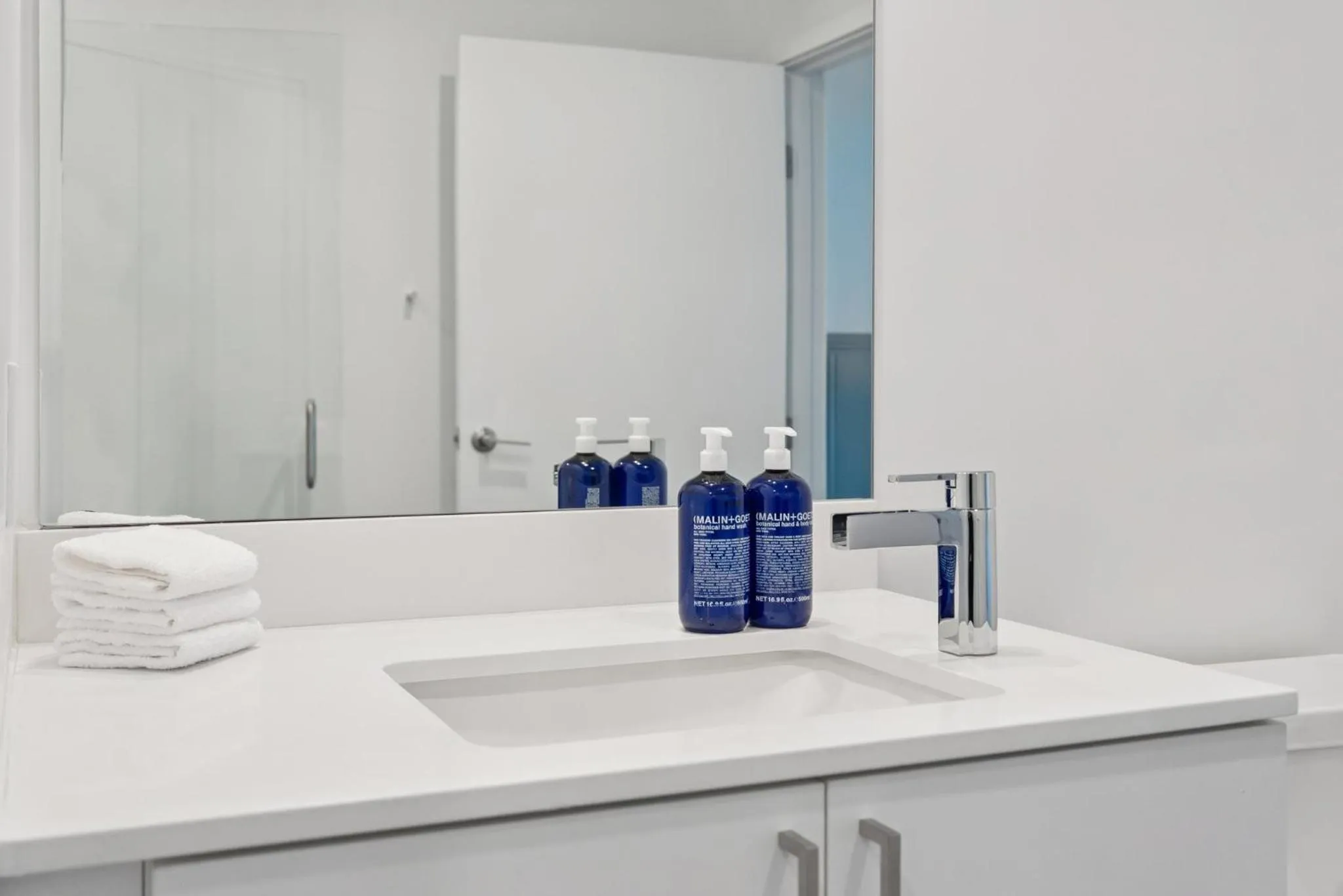 Bathroom in Placemakr Downtown Phoenix