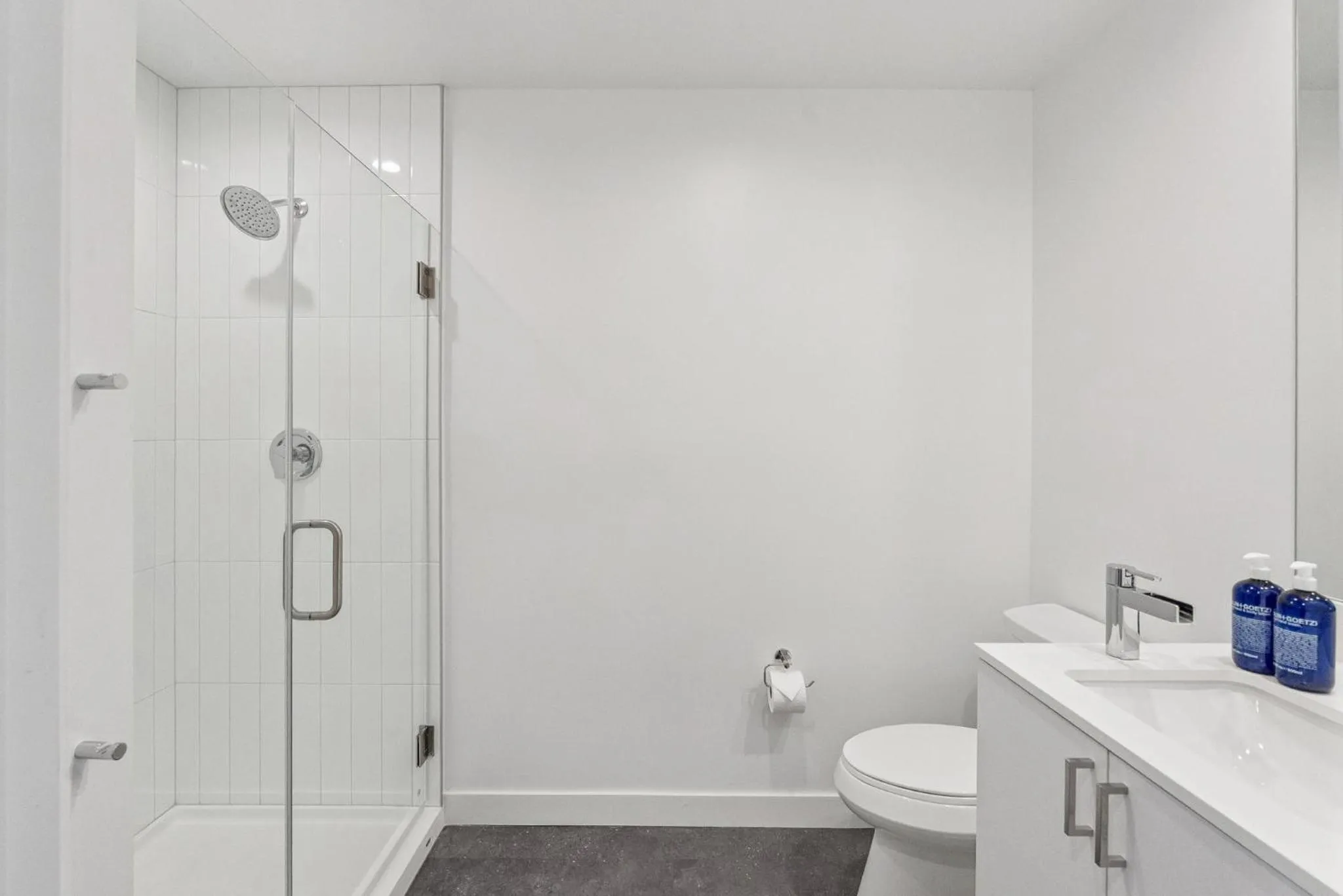 Bathroom in Placemakr Downtown Phoenix