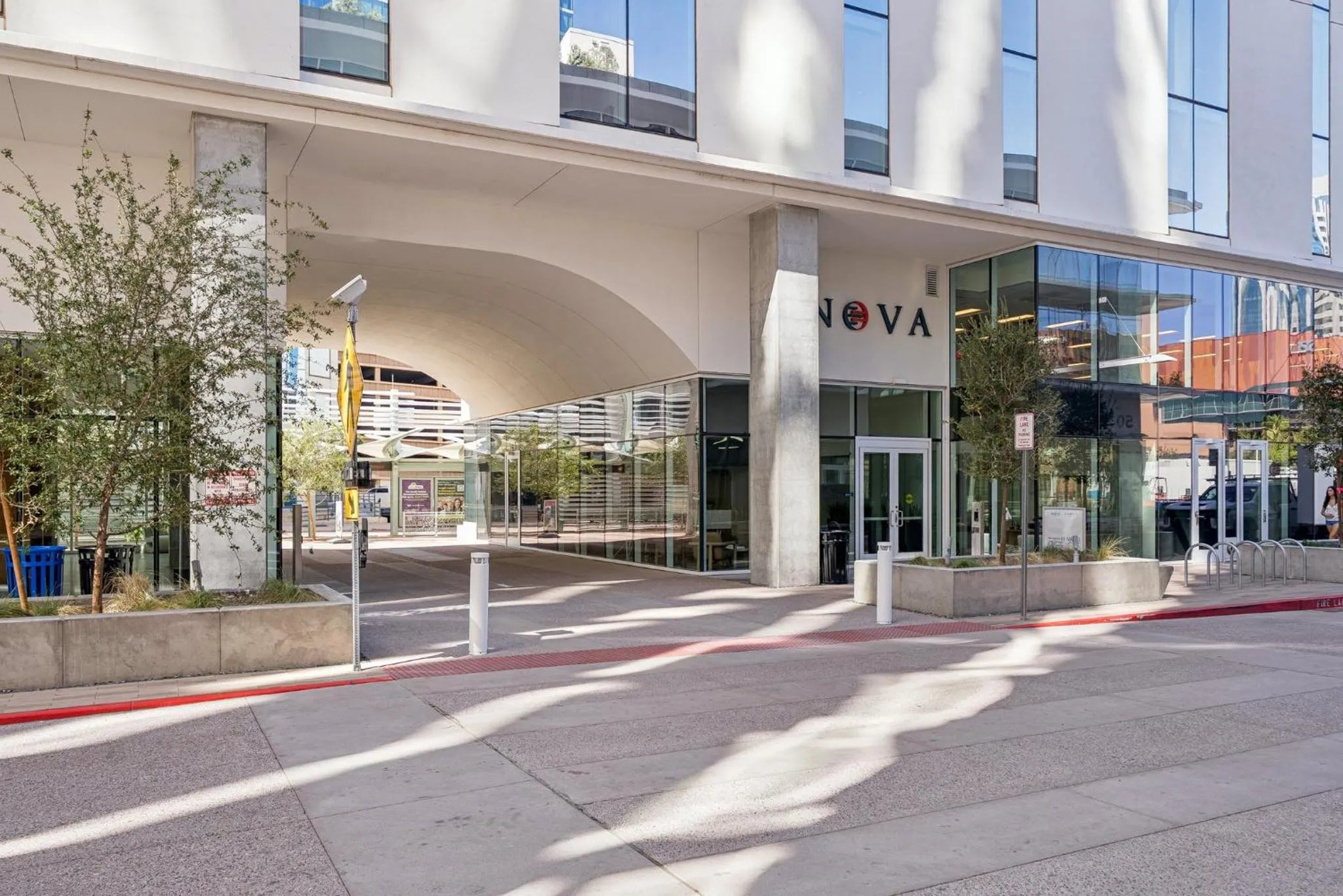 Property building in Placemakr Downtown Phoenix