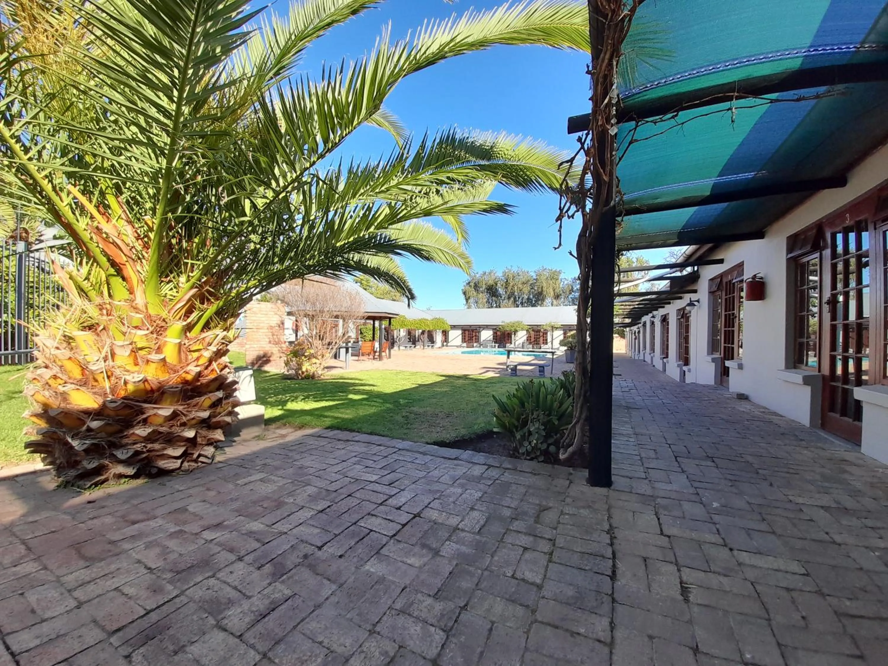 Property building in Baron's Palace