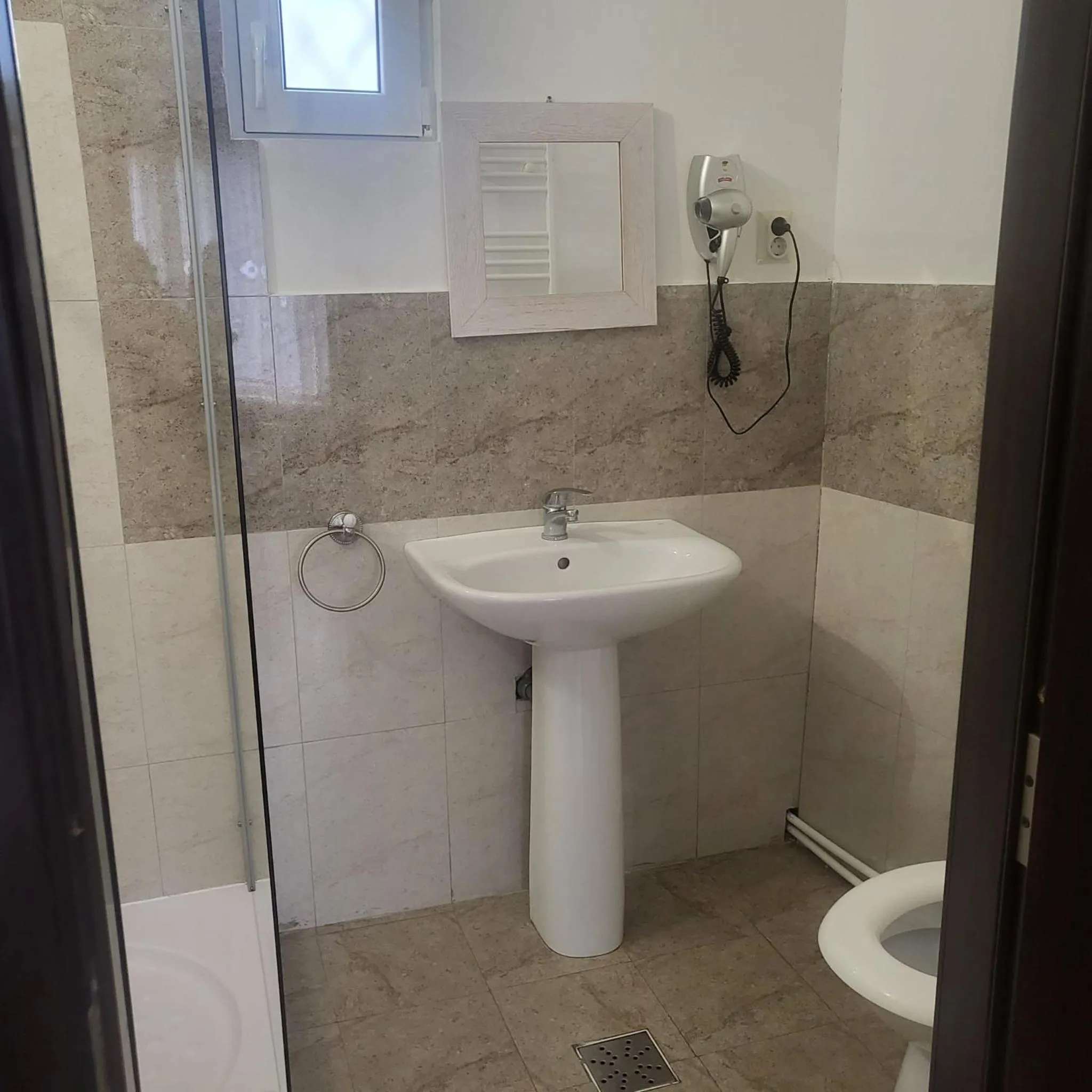 Bathroom in Pensiunea Taverna Bucium