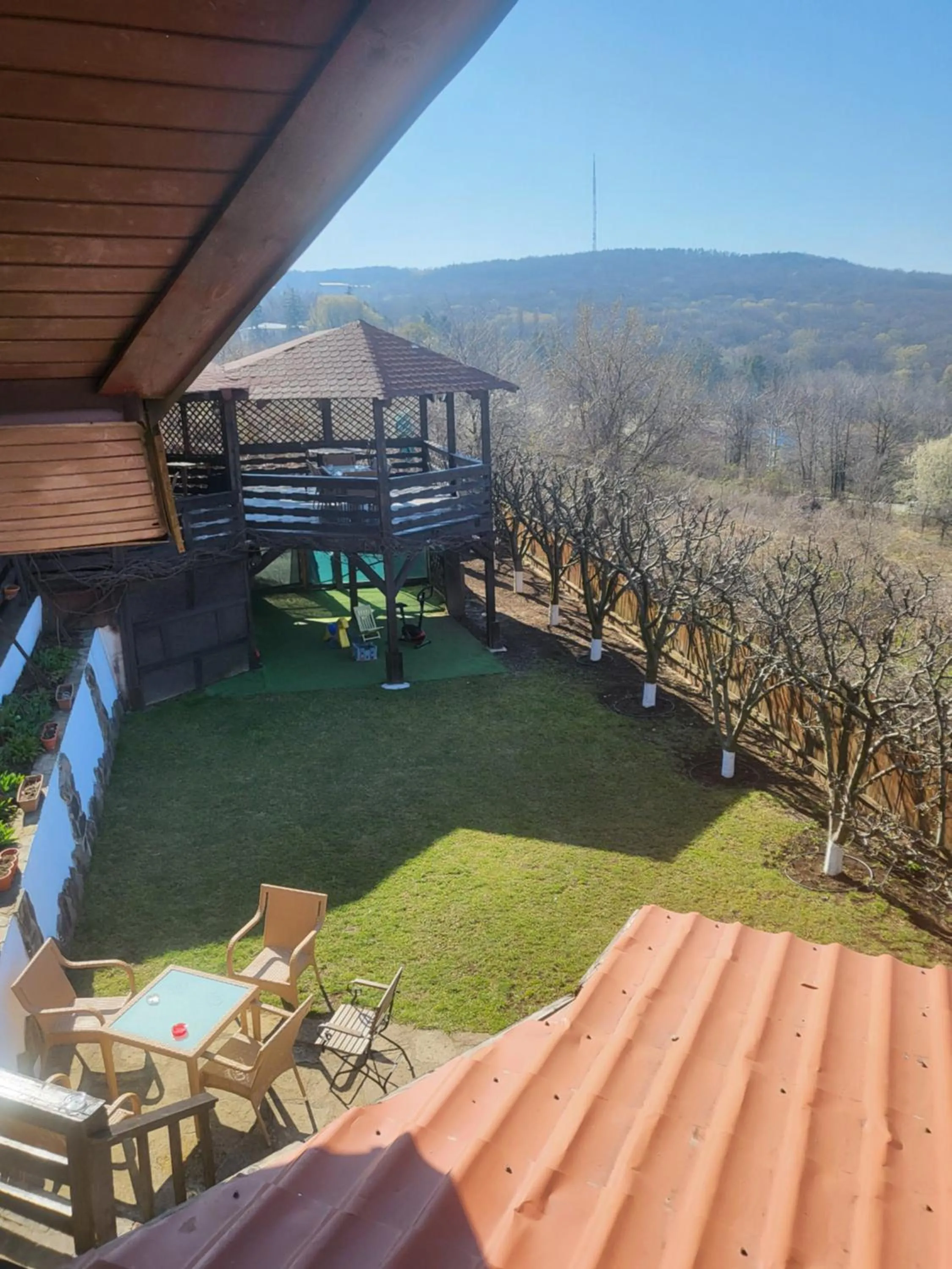 Property building in Pensiunea Taverna Bucium