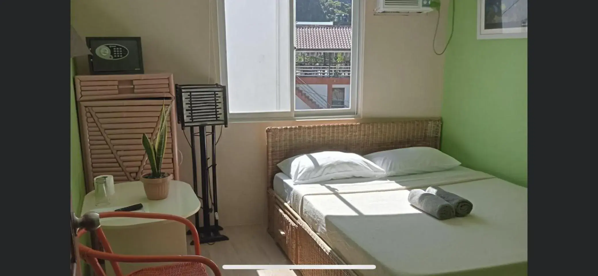 Amadeus and Isabel Inn Amadeus and Isabel Inn