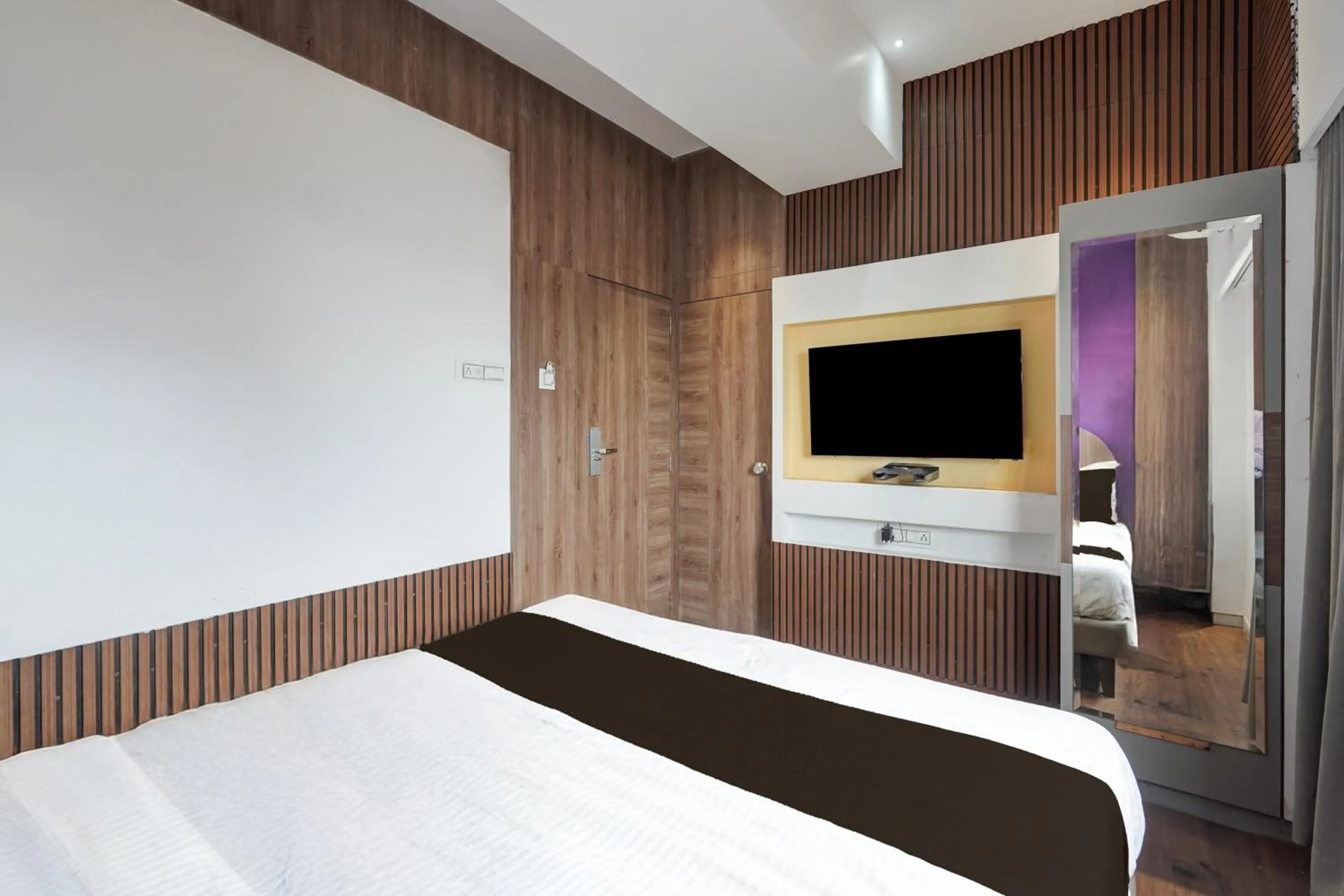 Bedroom, Bed in Hotel O The Faam