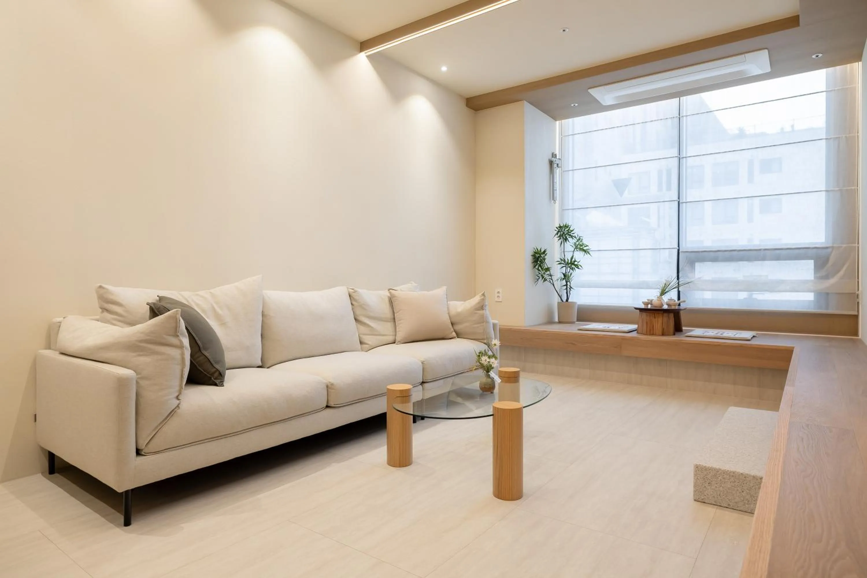 Large Double or Twin Room in THE EXTAY Lounge Jongno