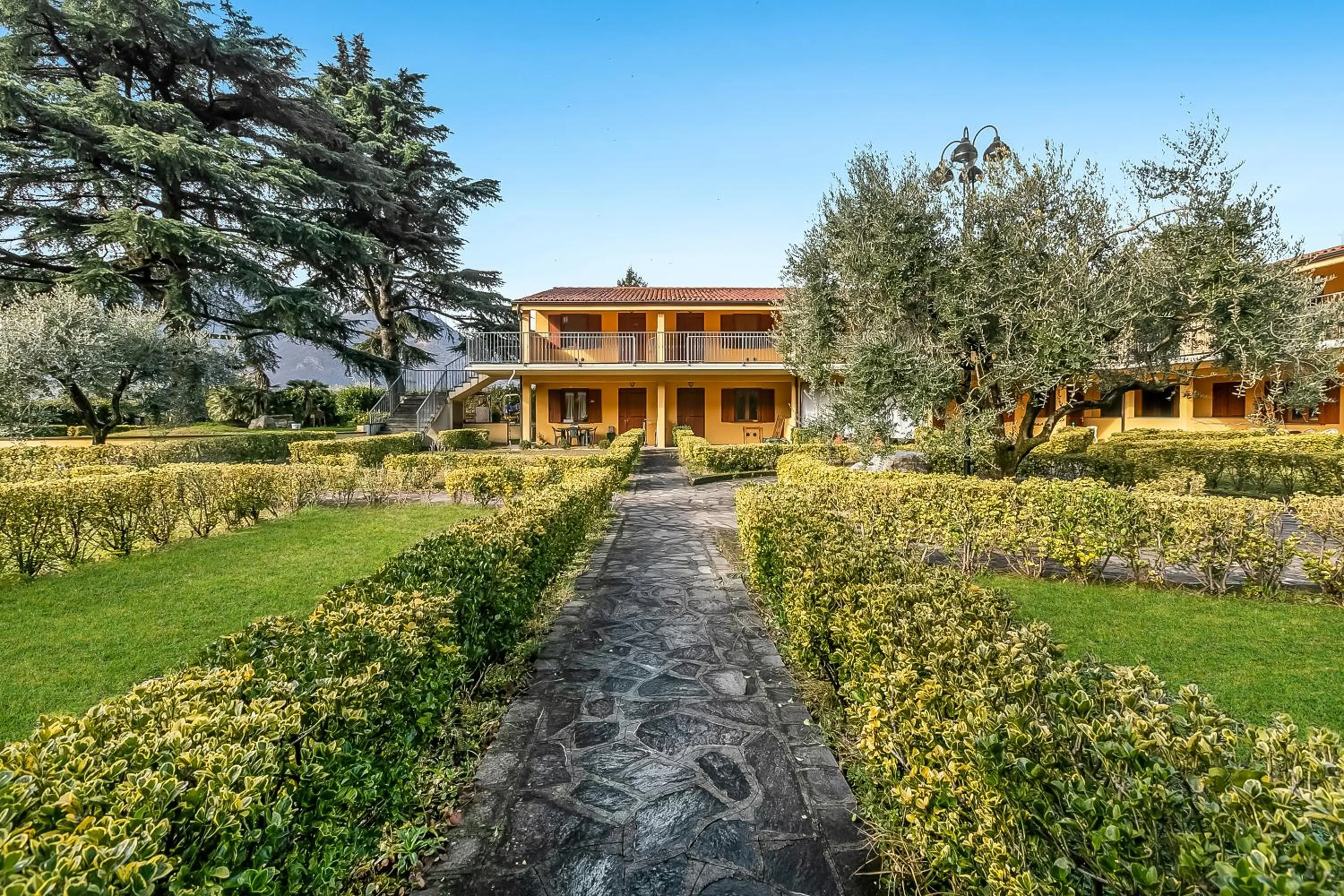 Property building in Residence La Perla