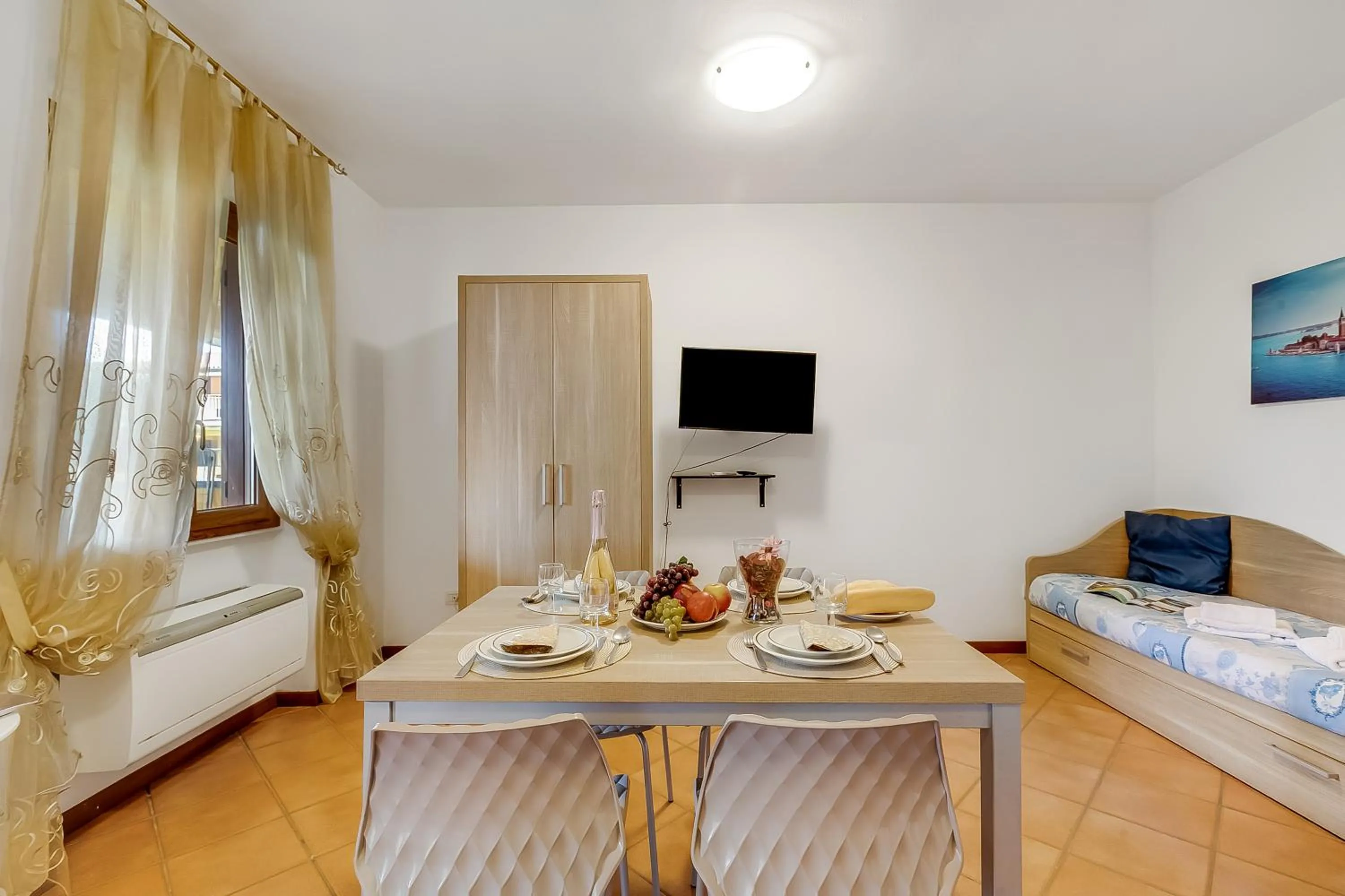 Dining area in Residence La Perla