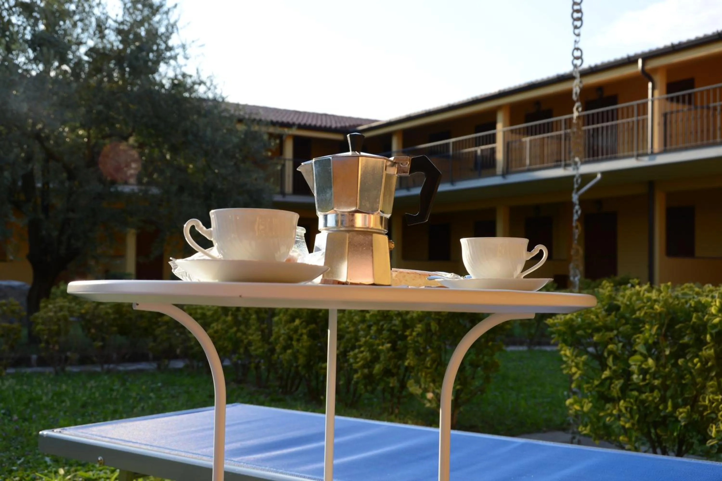 Coffee/tea facilities in La Perla