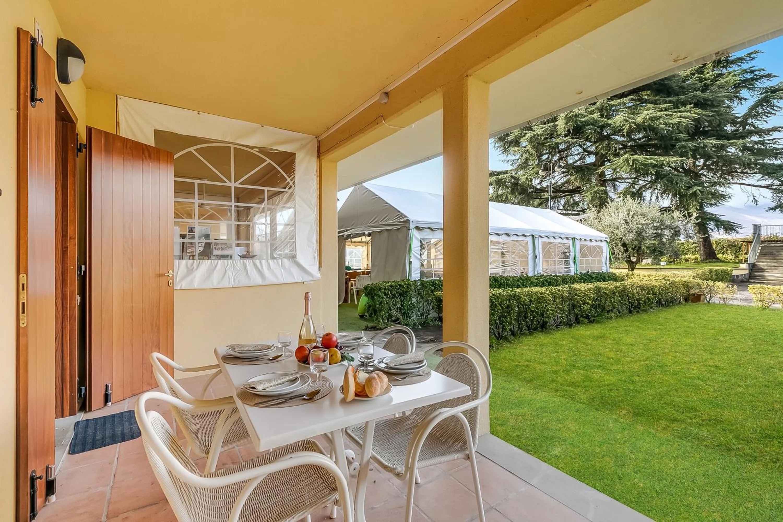 Area and facilities in Residence La Perla