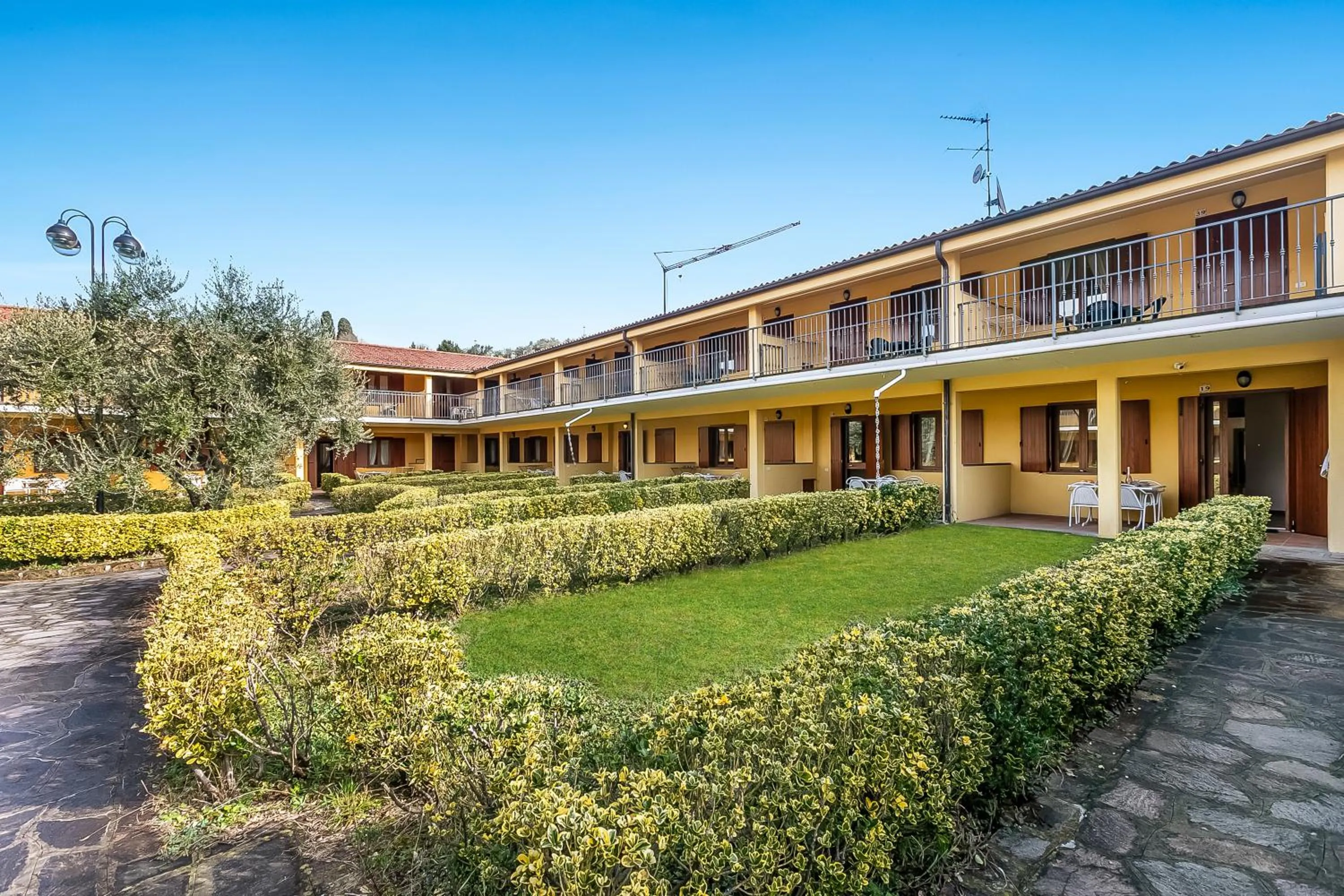 Property building in Residence La Perla