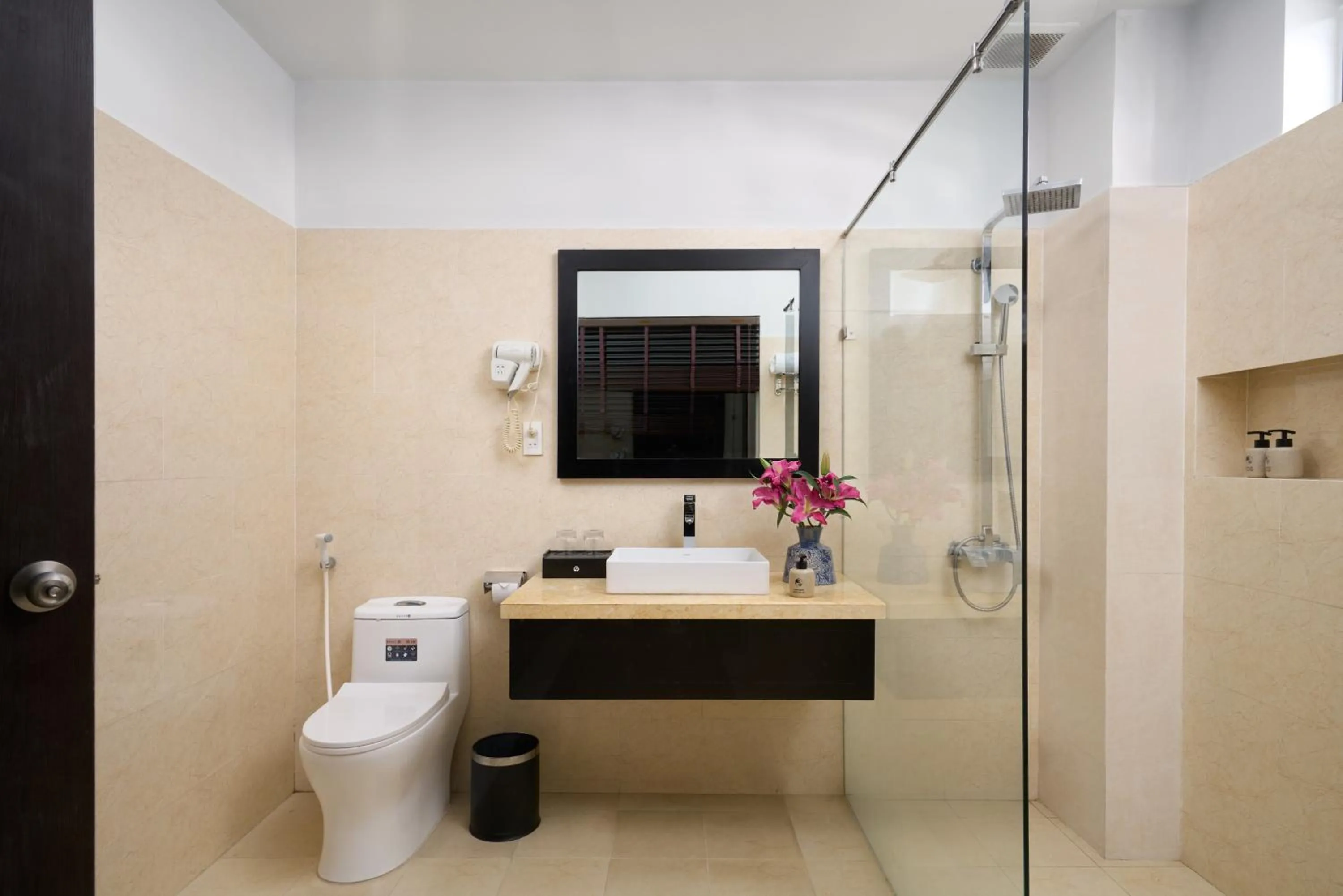 Bathroom in Banana Garden Hoi An