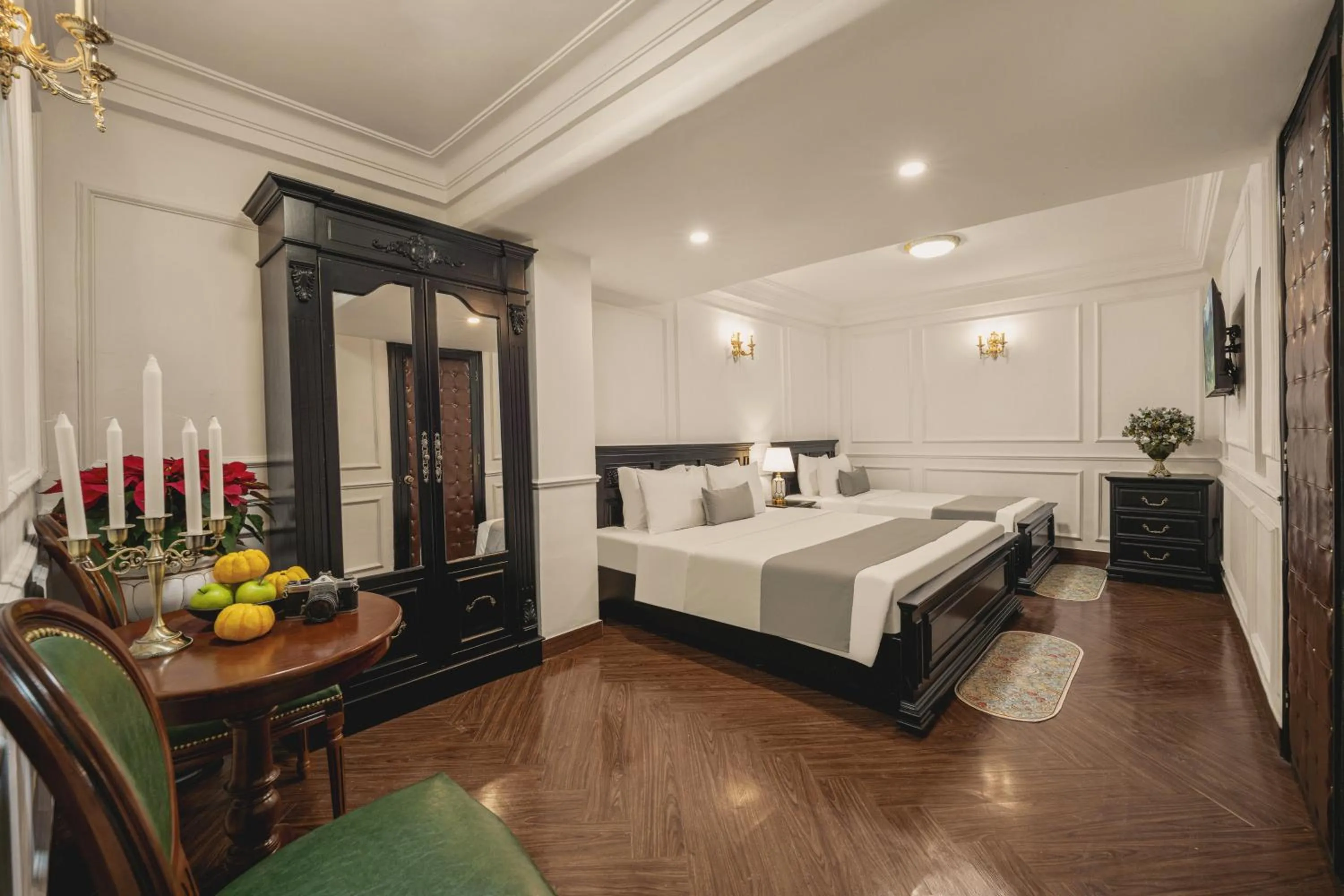 Bedroom, Bed in Vina Vintage Hotel