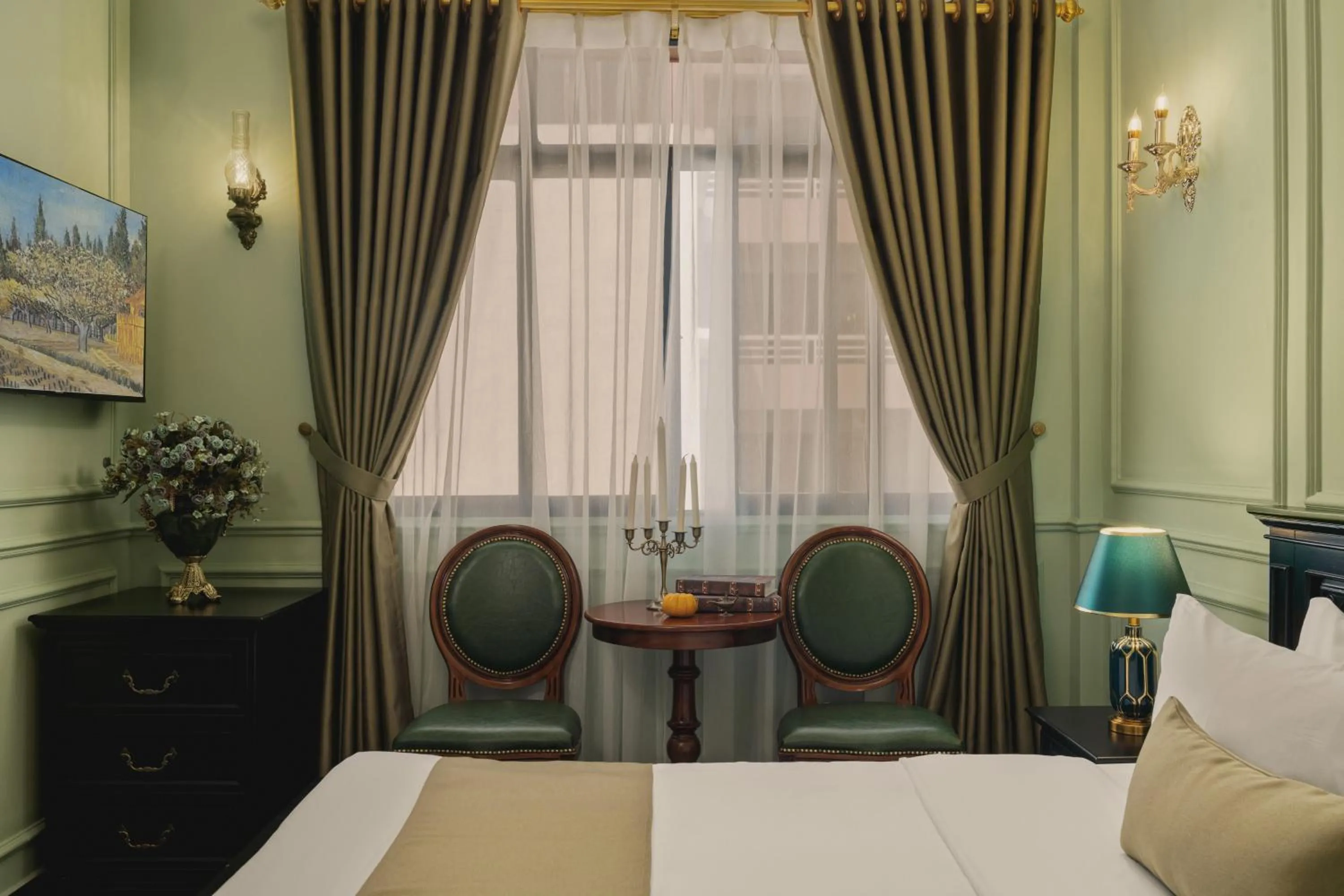 Bedroom, Bed in Vina Vintage Hotel