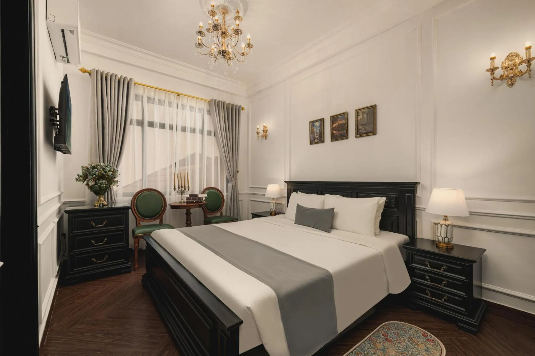 Bedroom, Bed in Vina Vintage Hotel