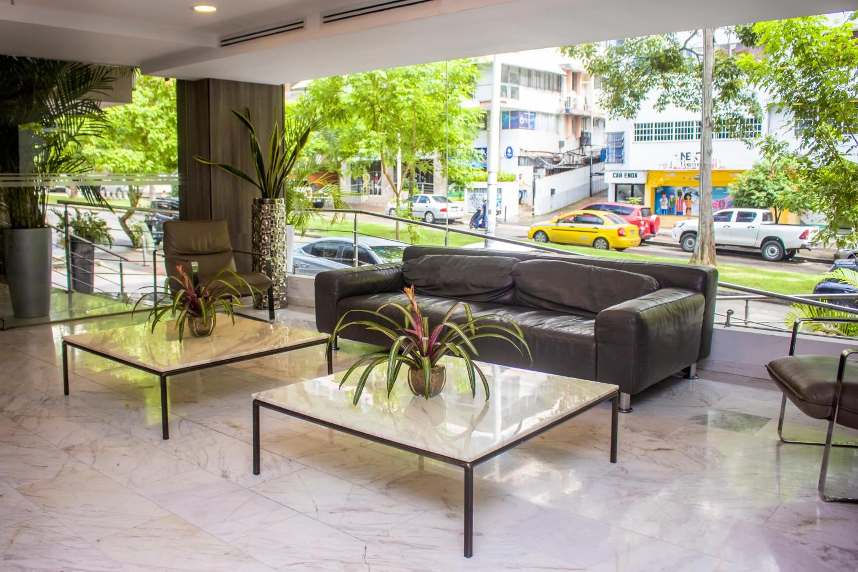 Living room in Ramada by Wyndham Panama Via Argentina