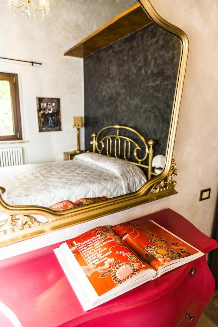 Decorative detail, Bed in Agriturismo Corte Decia