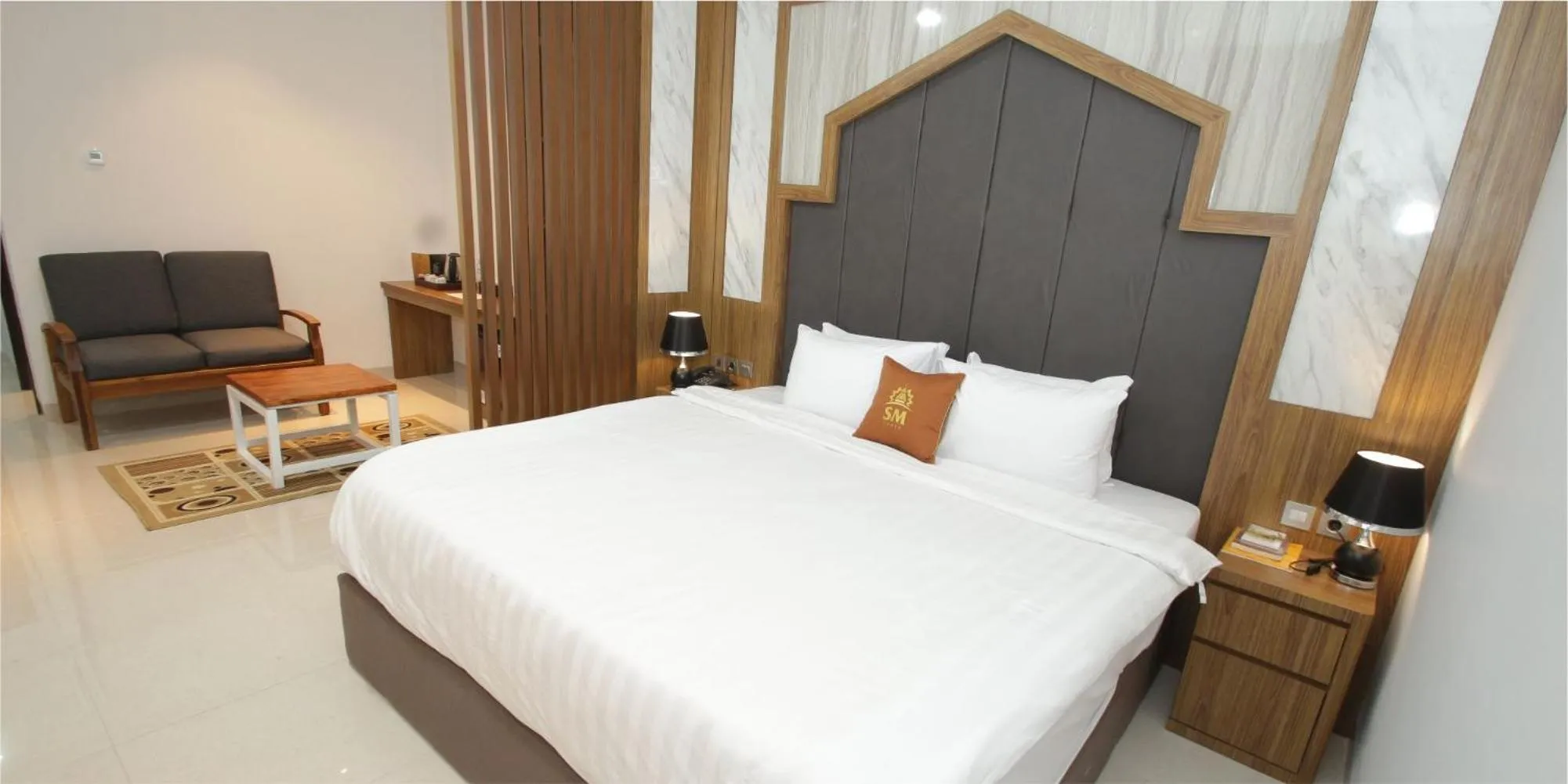 Bed in SM Tower Malioboro