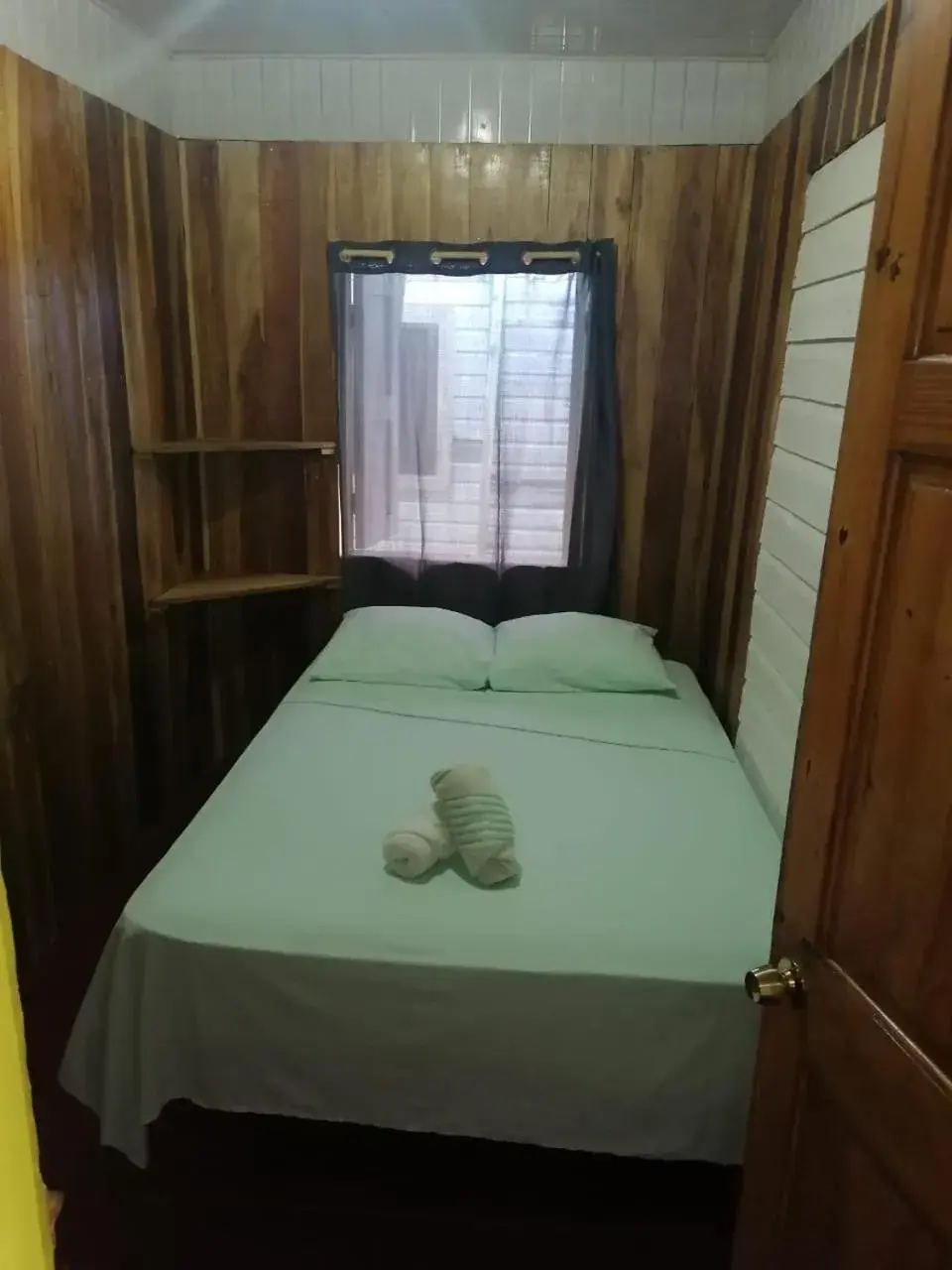Double Room with Shared Bathroom in El Jaguar Double Room with Shared Bathroom in El Jaguar