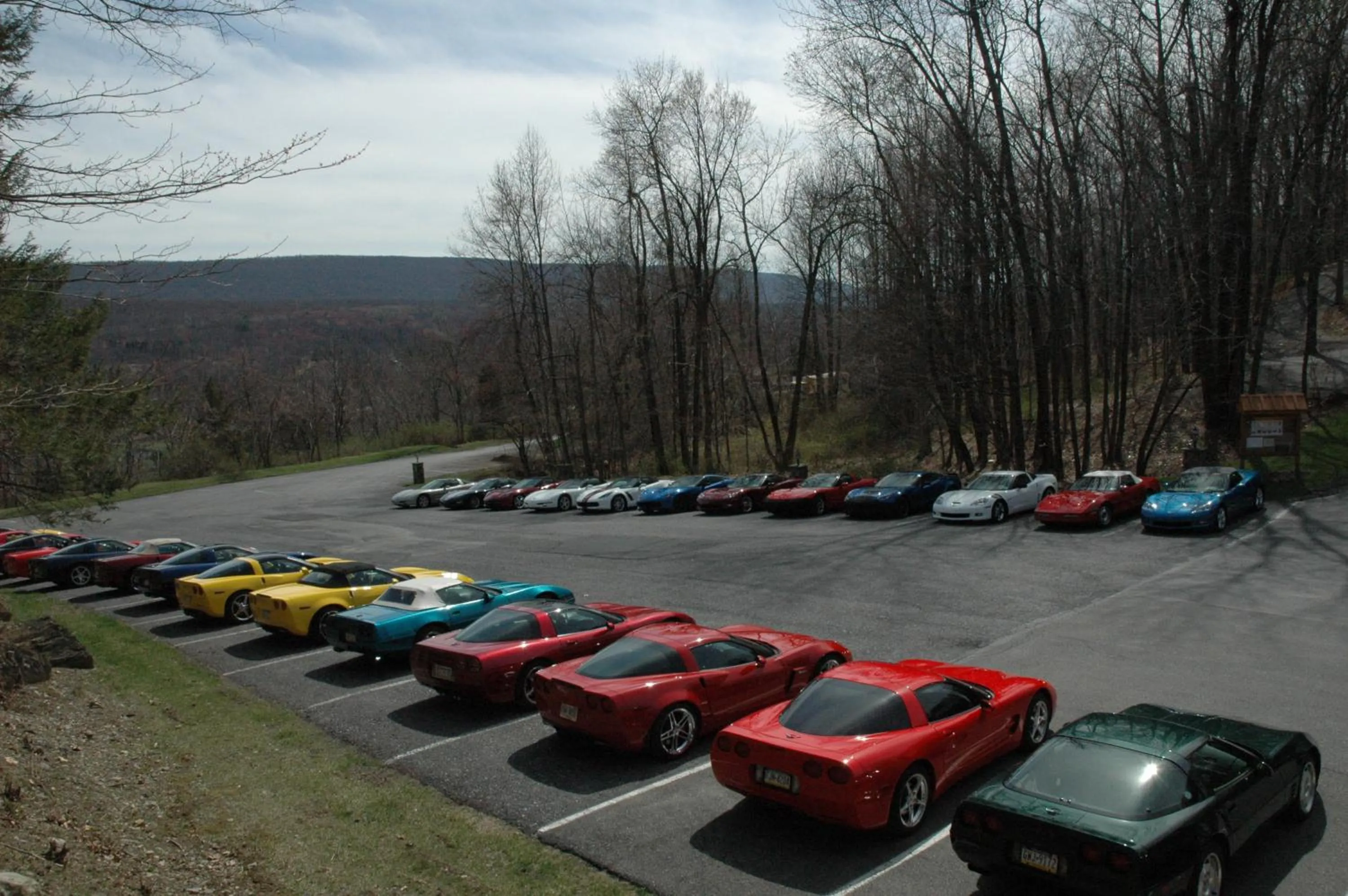 Parking in Stroudsmoor Country Inn