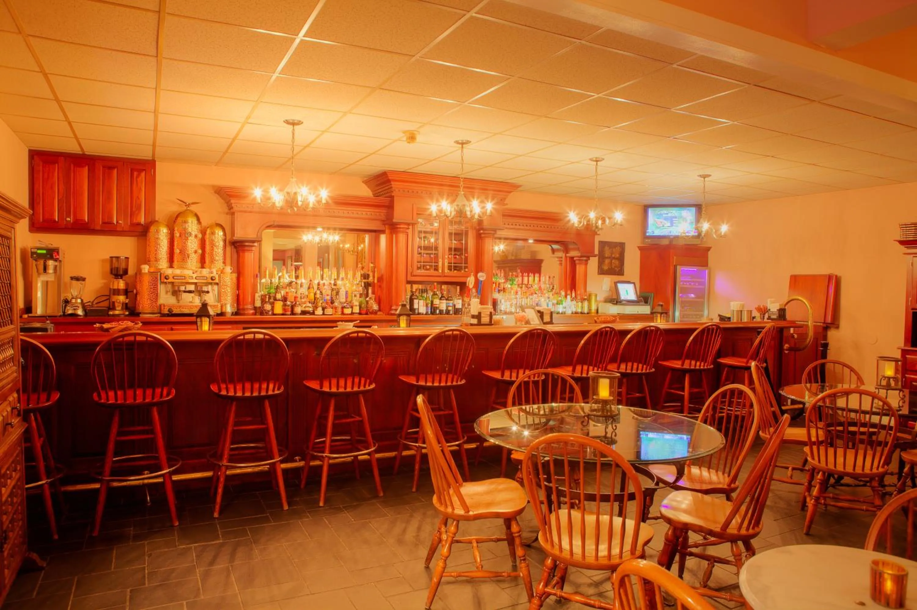 Lounge or bar in Stroudsmoor Country Inn