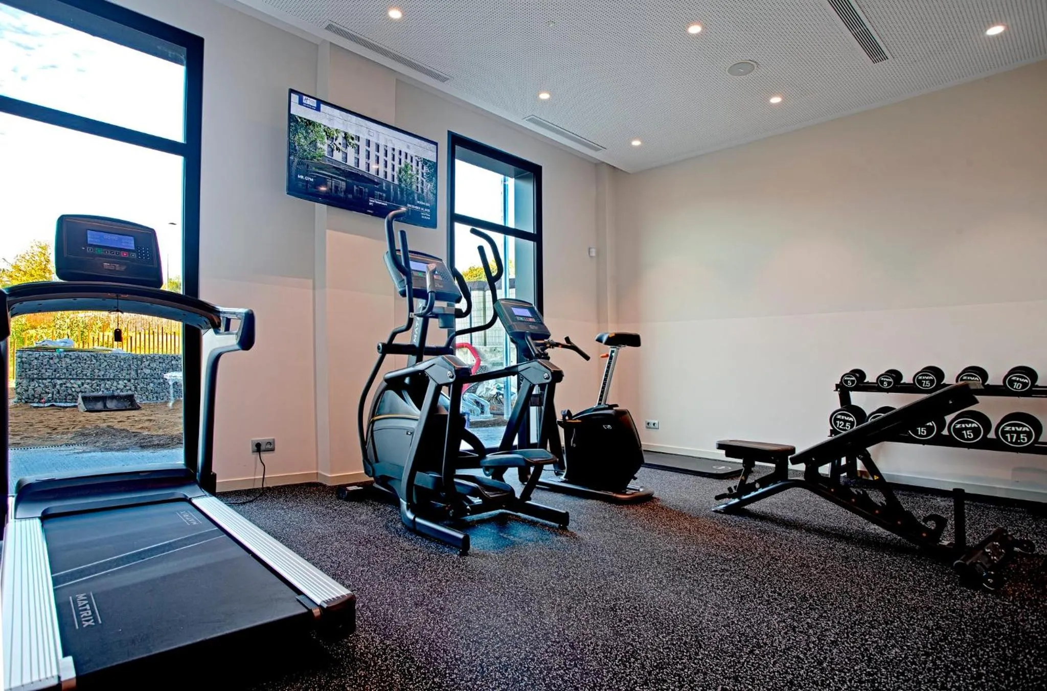Fitness centre/facilities in Holiday Inn Express & Suites Barcelona - Sabadell by IHG