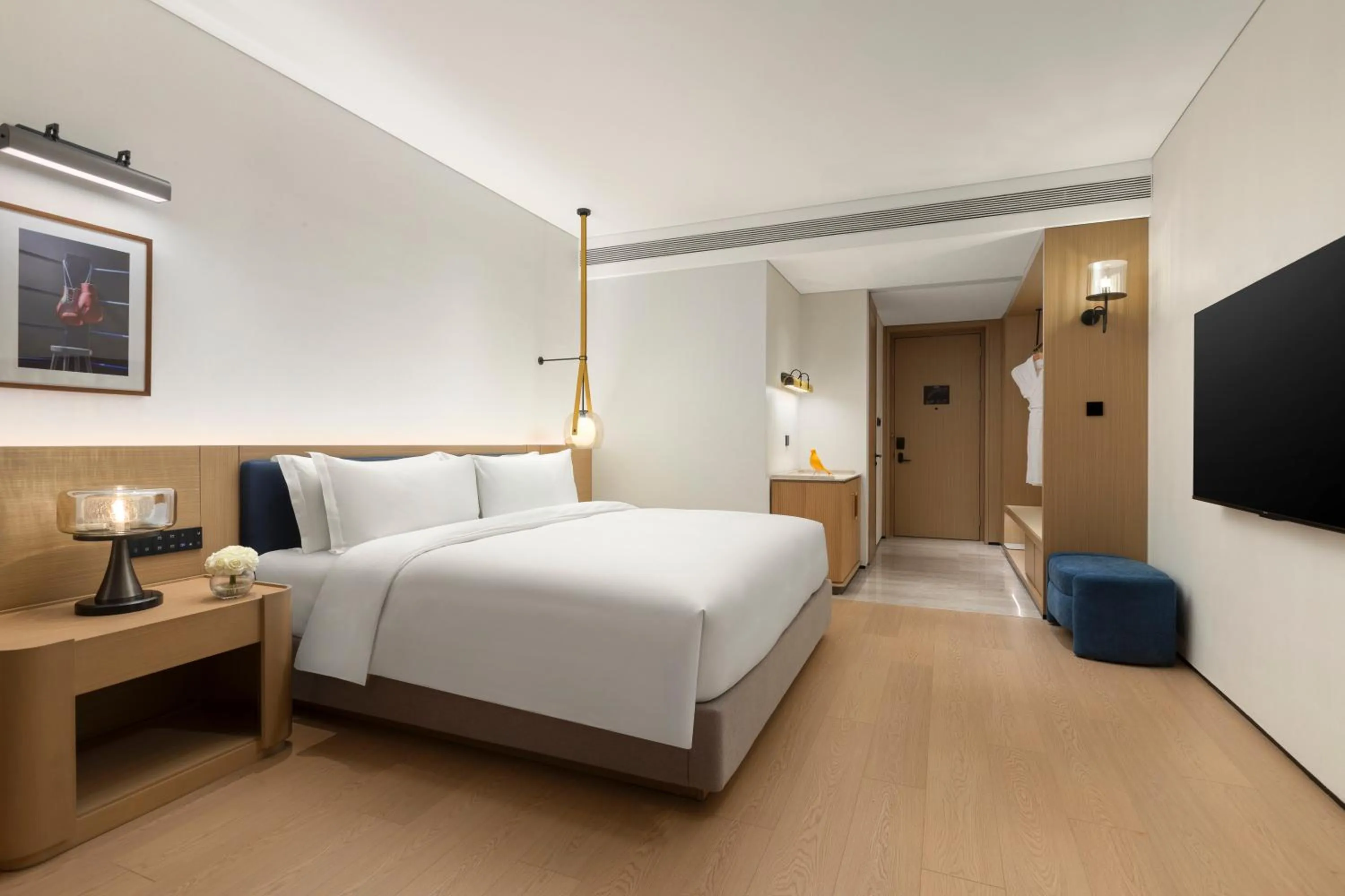 Premium King Room - Disability Access in voco Wugong Mountain Jiangxi by IHG