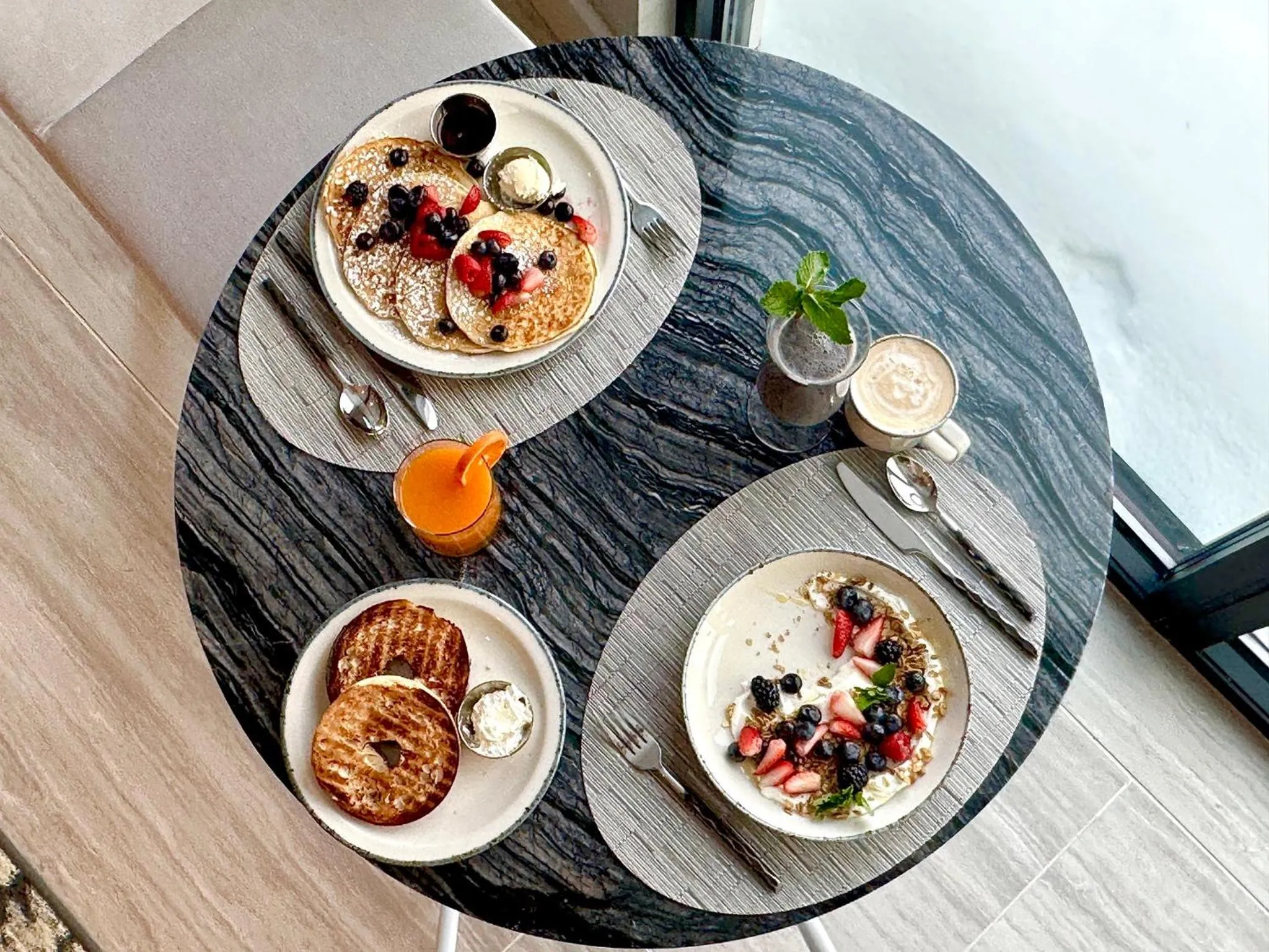 Restaurant/places to eat in Hotel Indigo North Conway by IHG