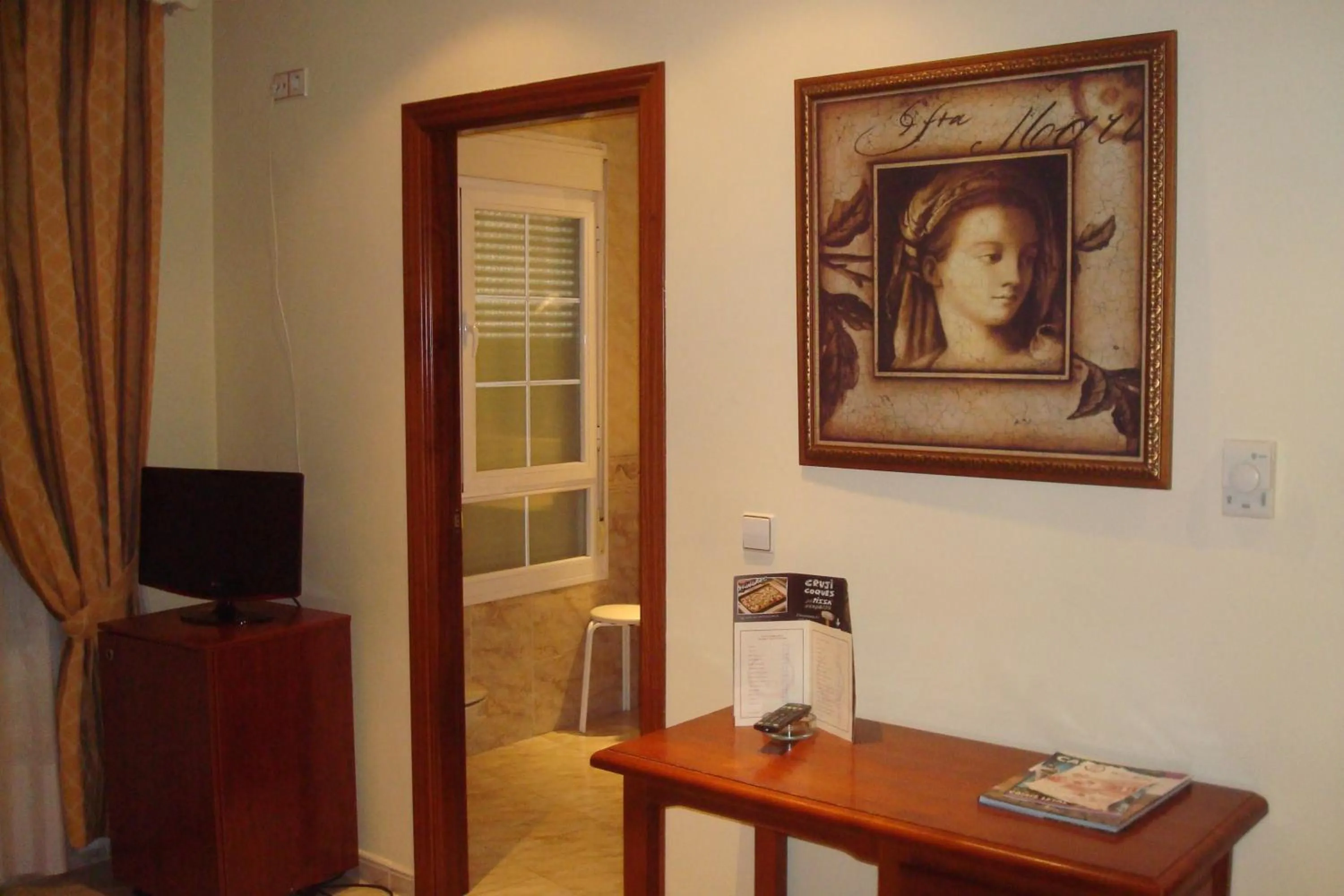 Decorative detail in Roma Aurea