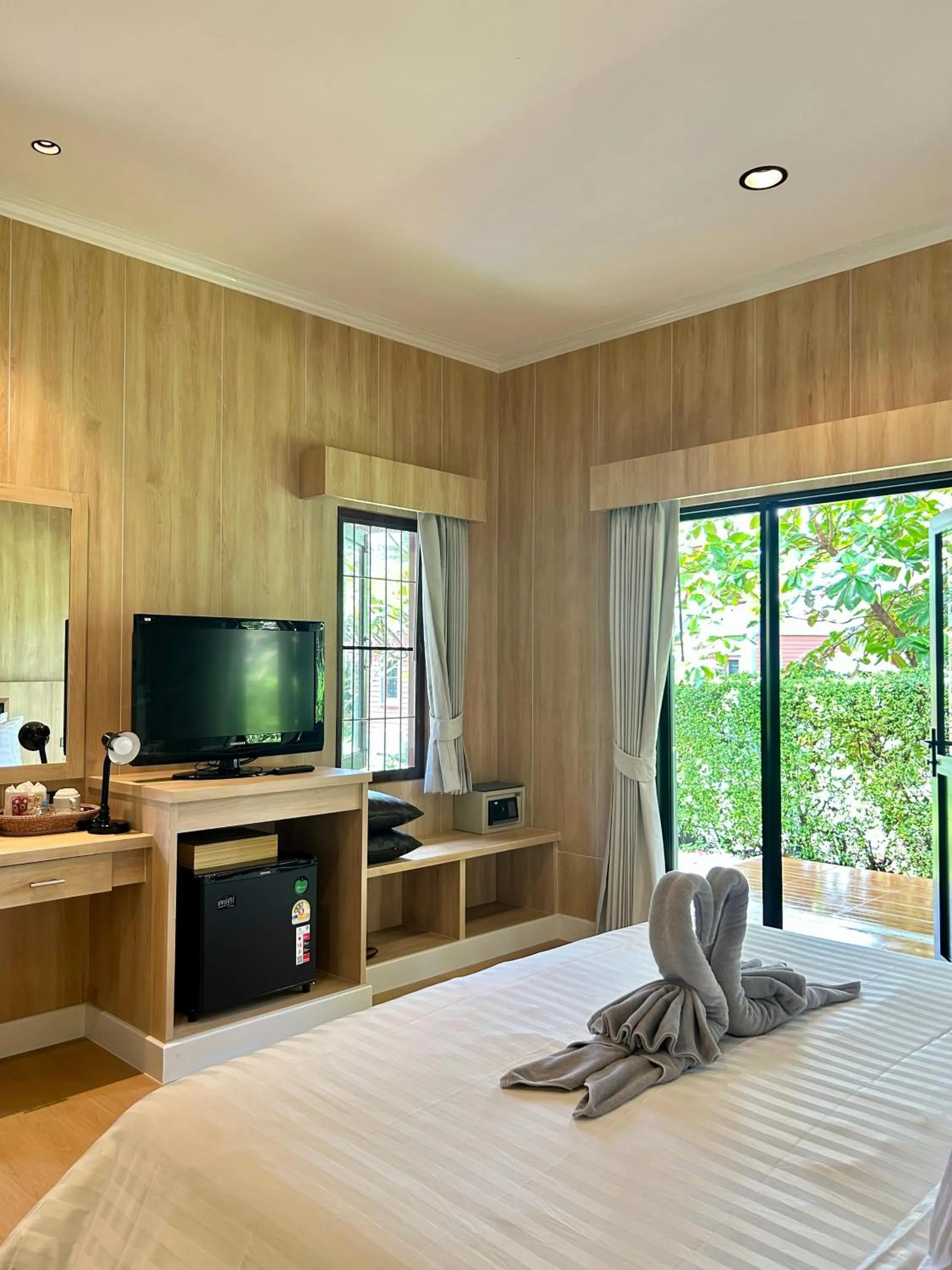 Area and facilities, Bed in Kai Bae Beach Resort Koh Chang