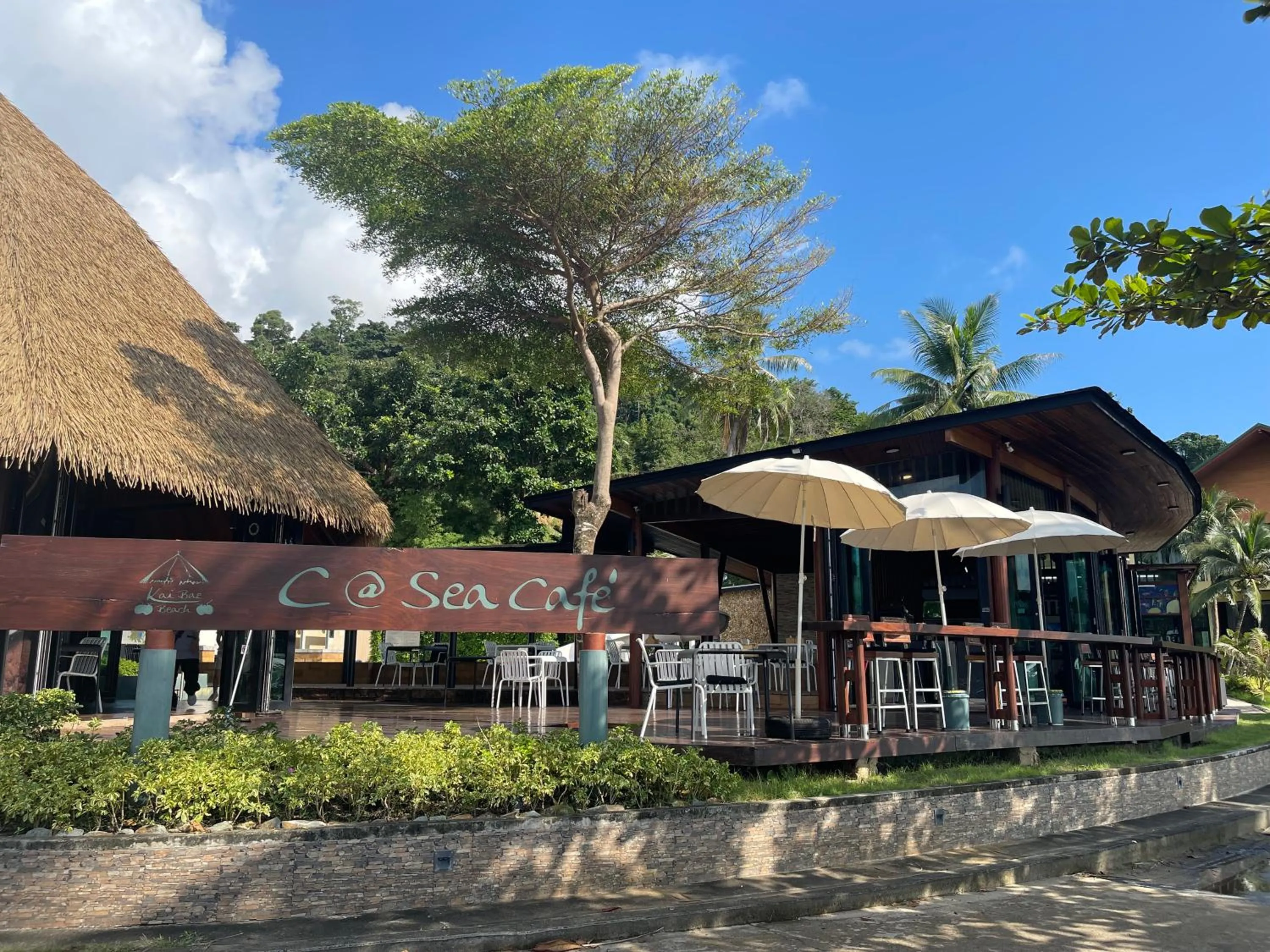Food and drinks in Kai Bae Beach Resort Koh Chang