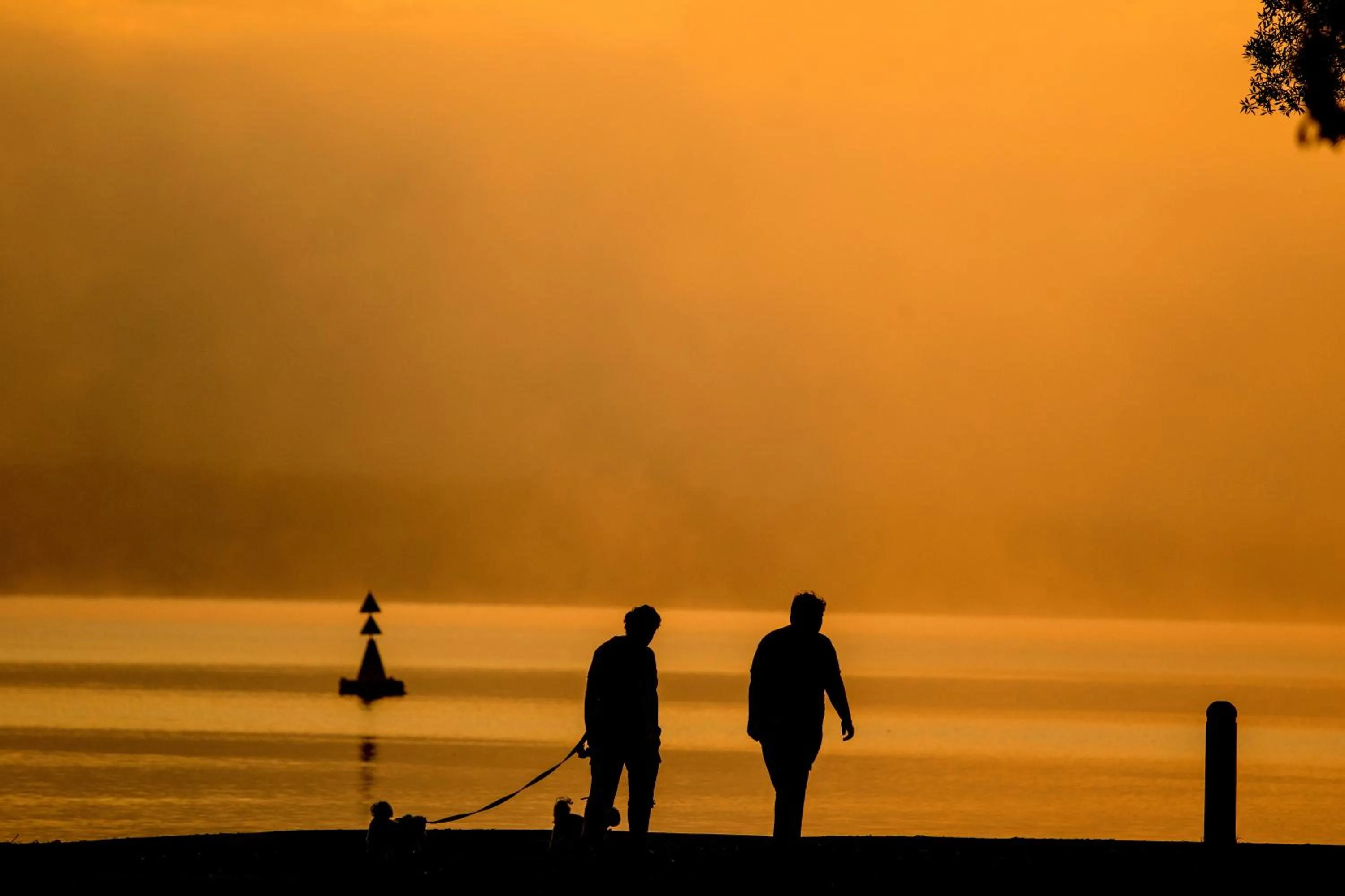 Guests in Ingenia Holidays Lake Macquarie