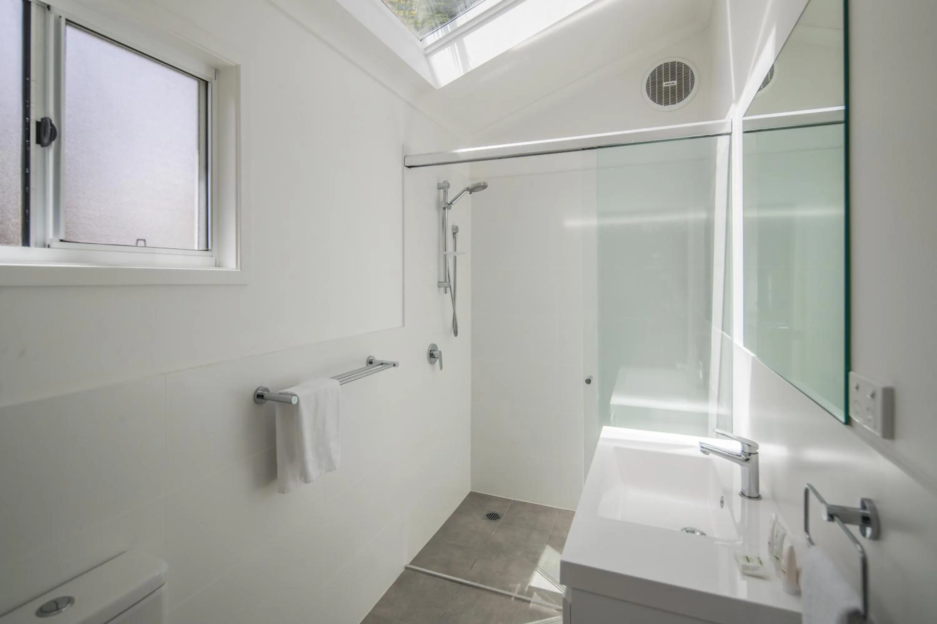 Bathroom in Ingenia Holidays Lake Macquarie