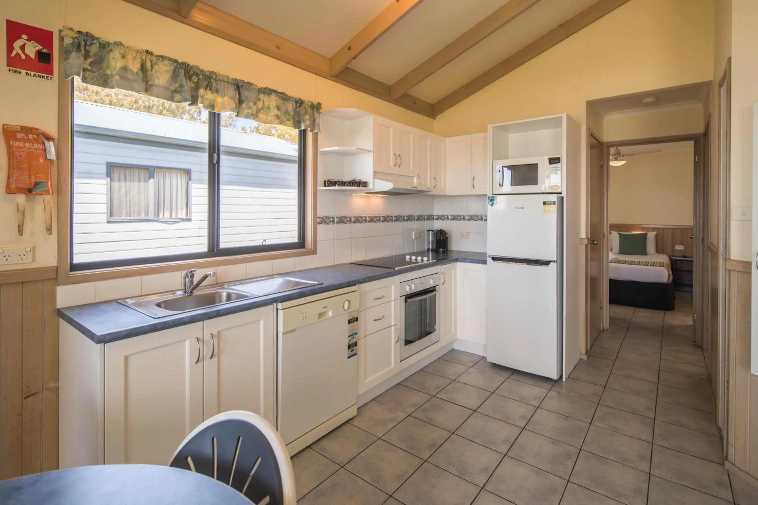 Kitchen or kitchenette in Ingenia Holidays Lake Macquarie
