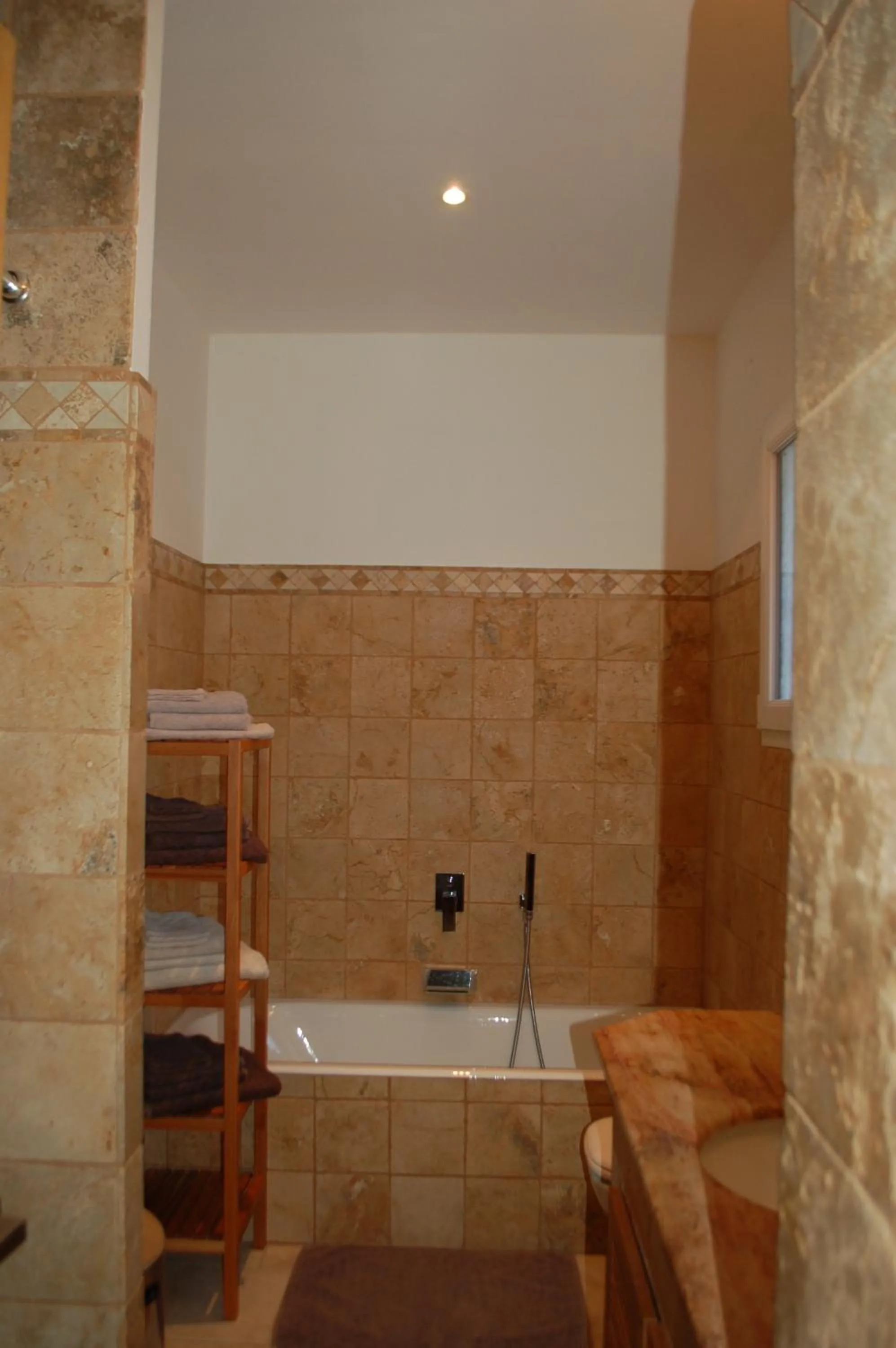Shower in La Lézardière