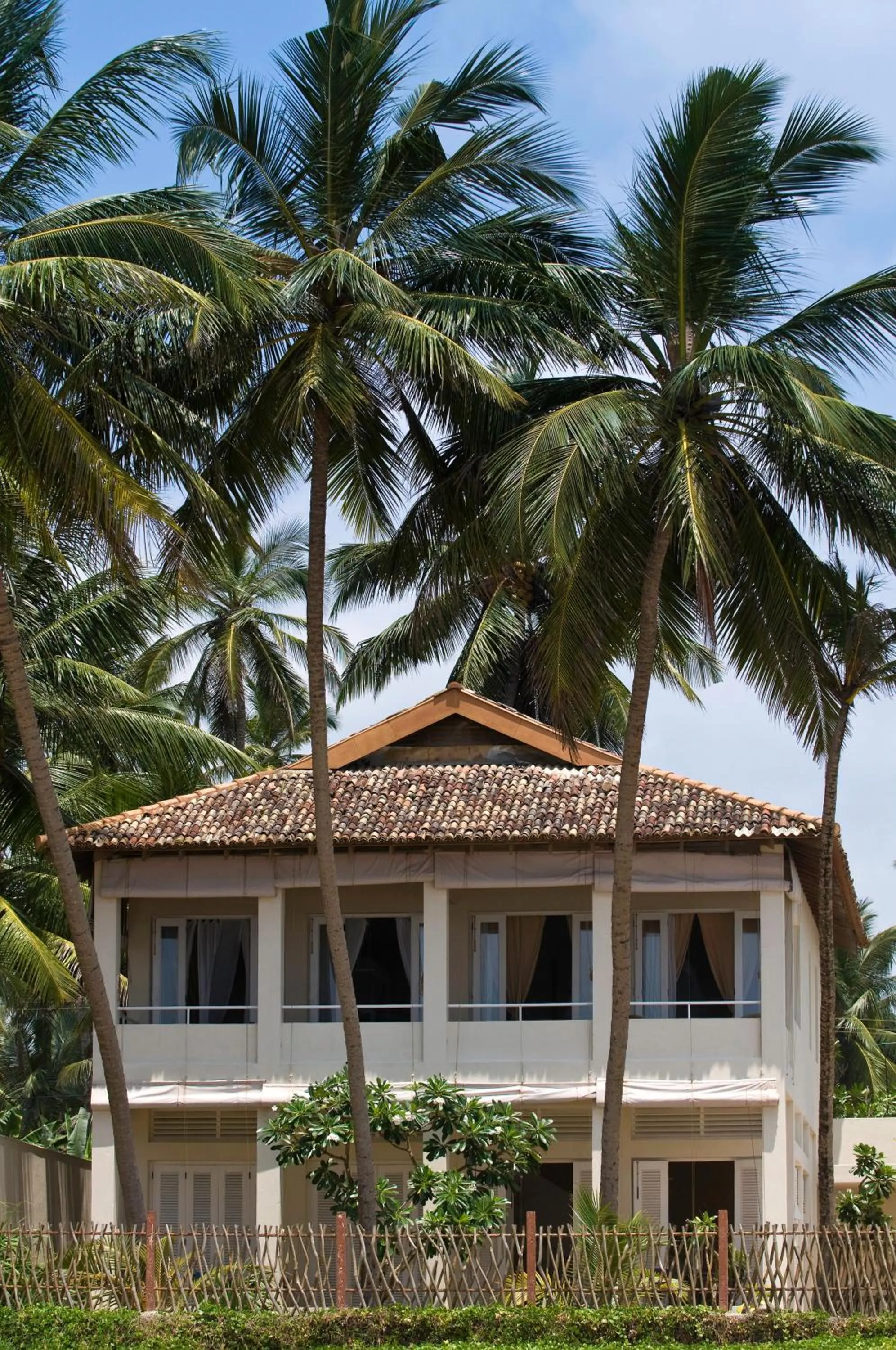 Property building in Sri Villas