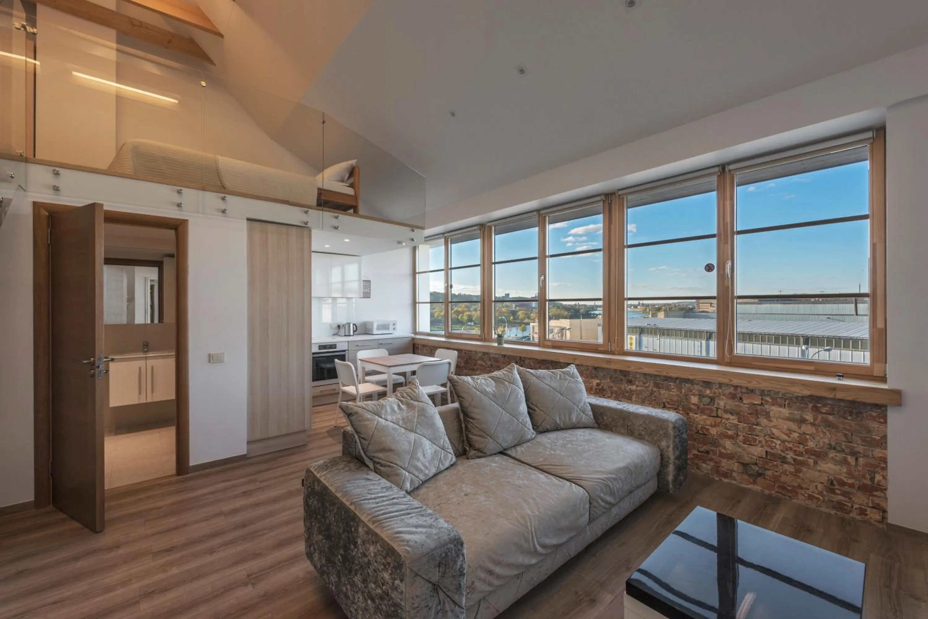 Luxury Studio with a River View in King Mindaugas Apartments