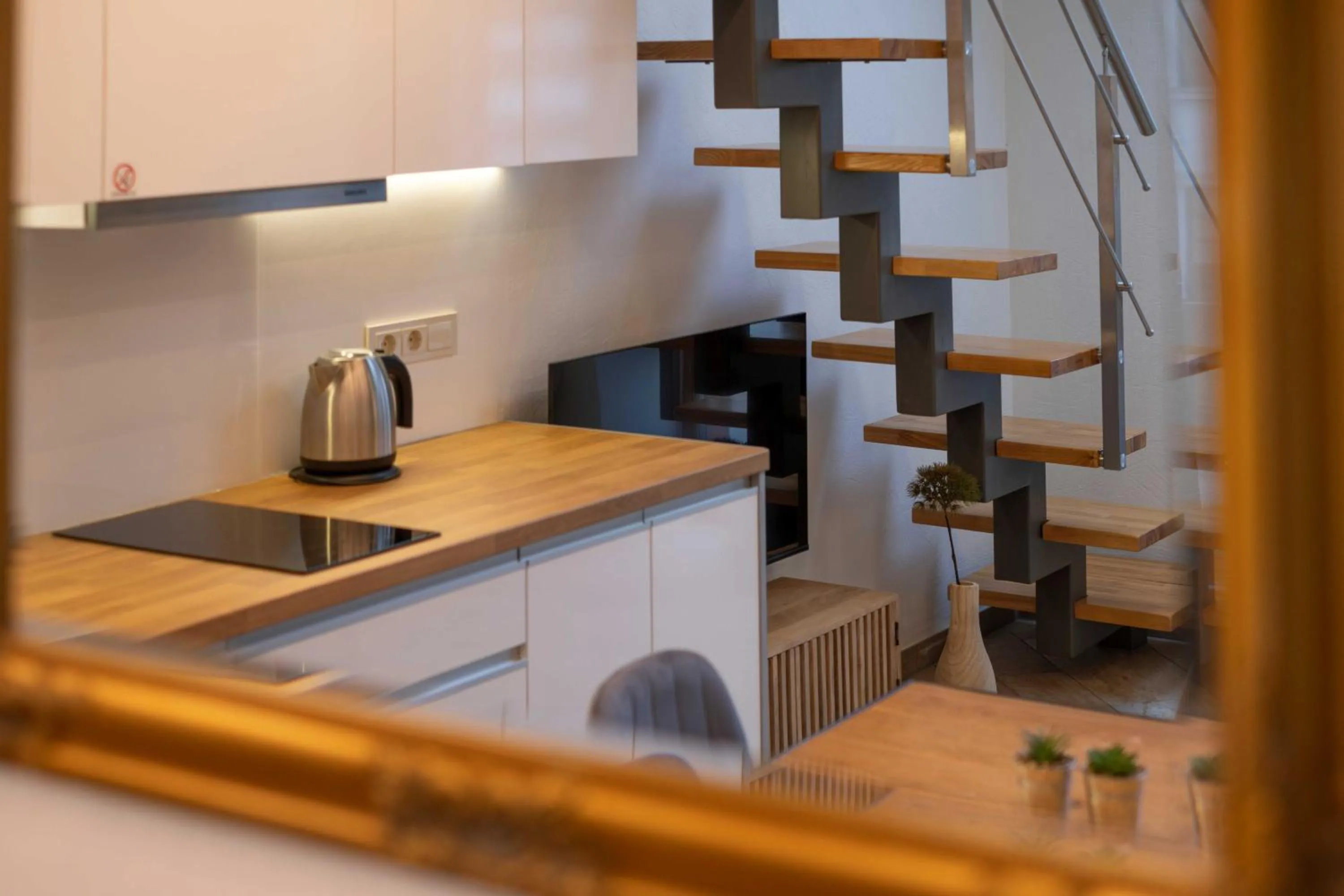 Kitchen or kitchenette in King Mindaugas Apartments