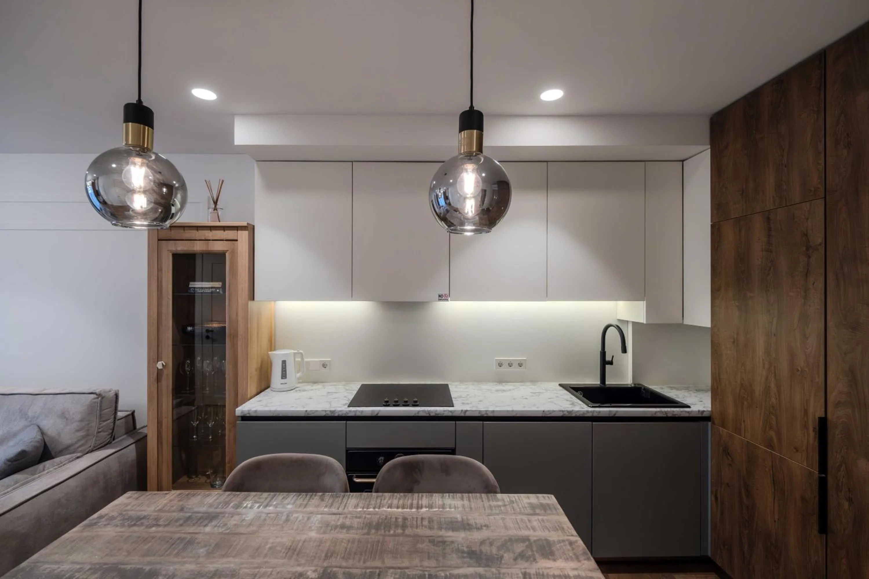 Kitchen or kitchenette in King Mindaugas Apartments