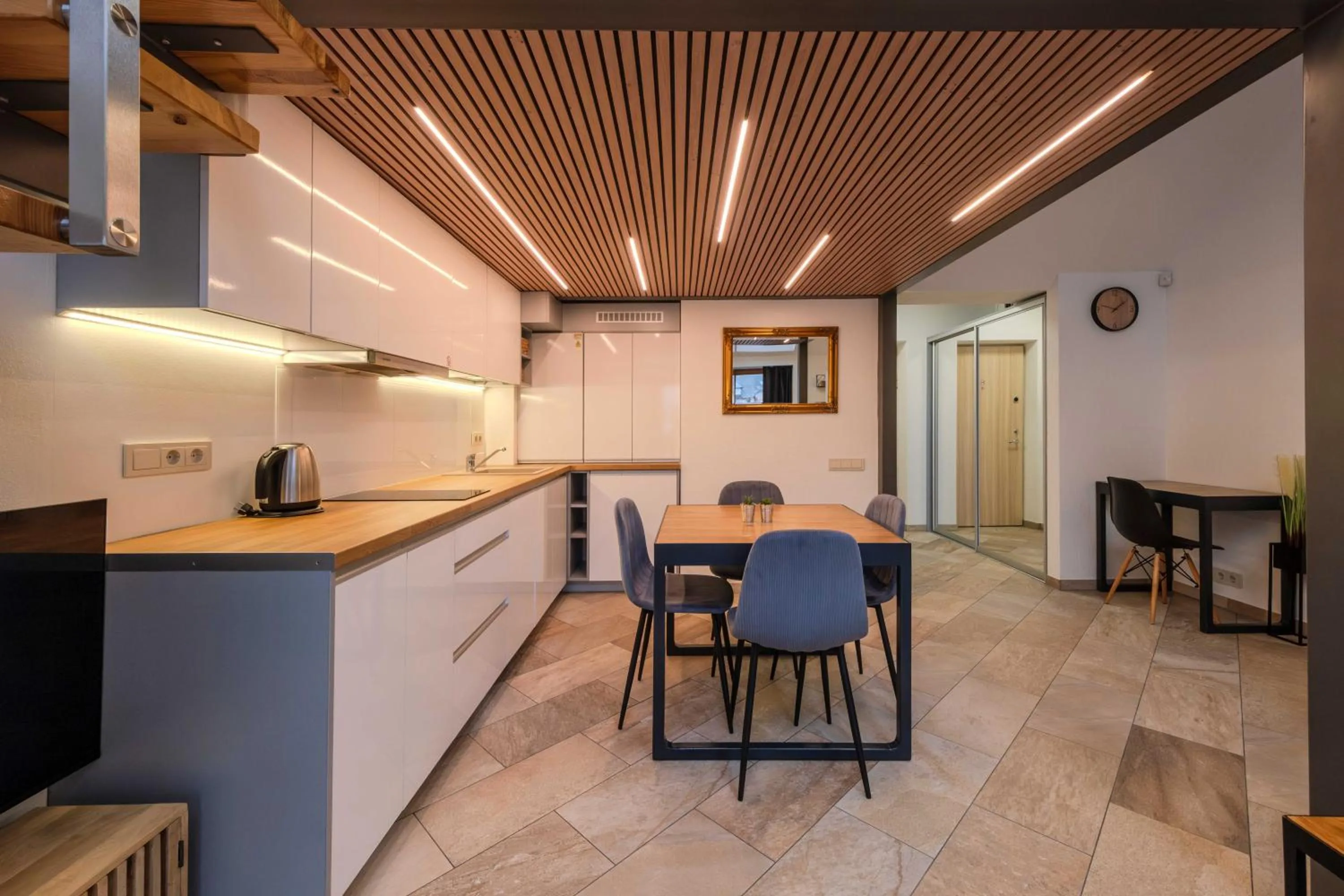 Kitchen or kitchenette in King Mindaugas Apartments