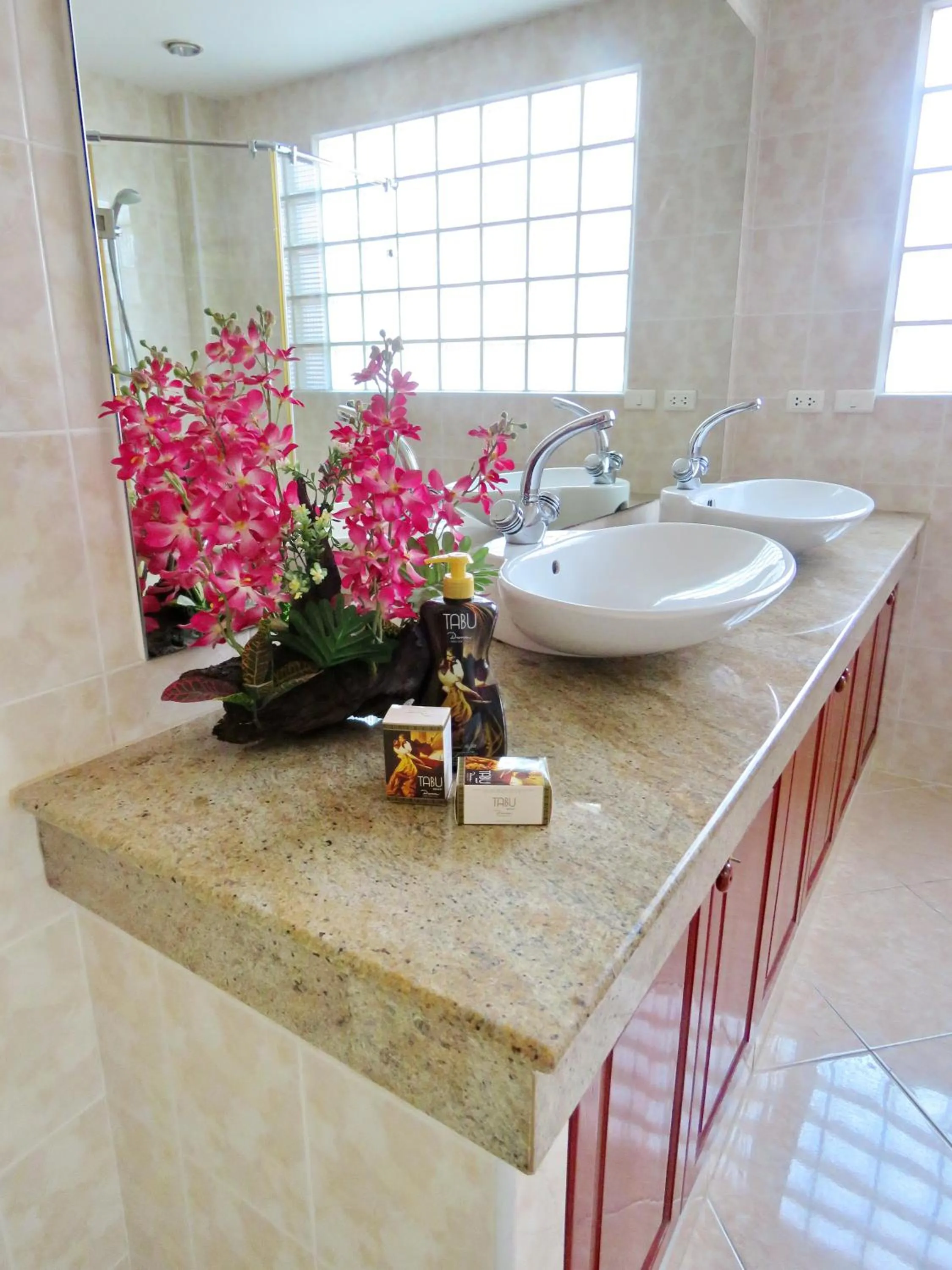 Bathroom in Butterfly Garden Boutique Residences by Luxury View SHA Extra Plus