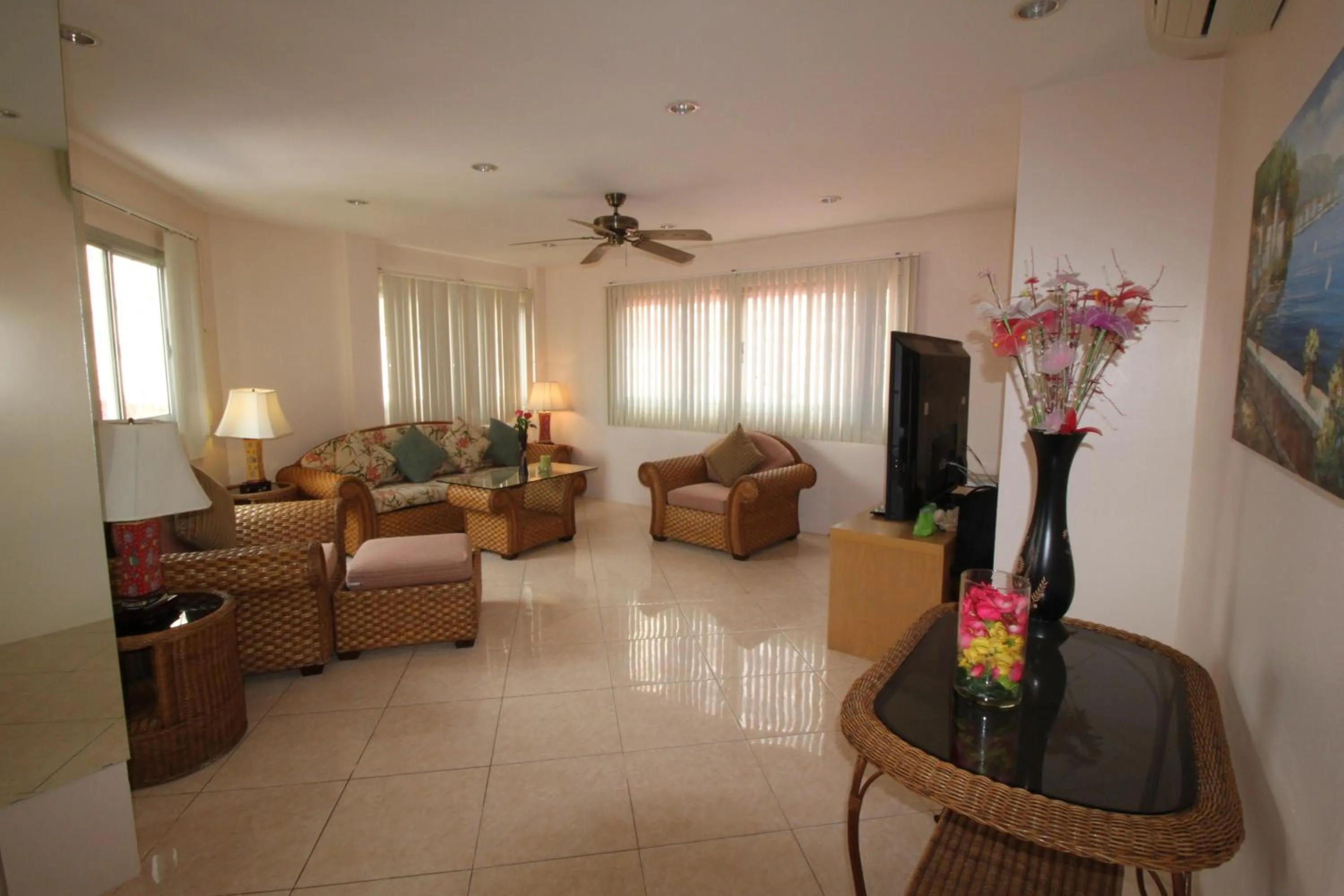 Seating Area in Butterfly Garden Boutique Residences by Luxury View SHA Extra Plus